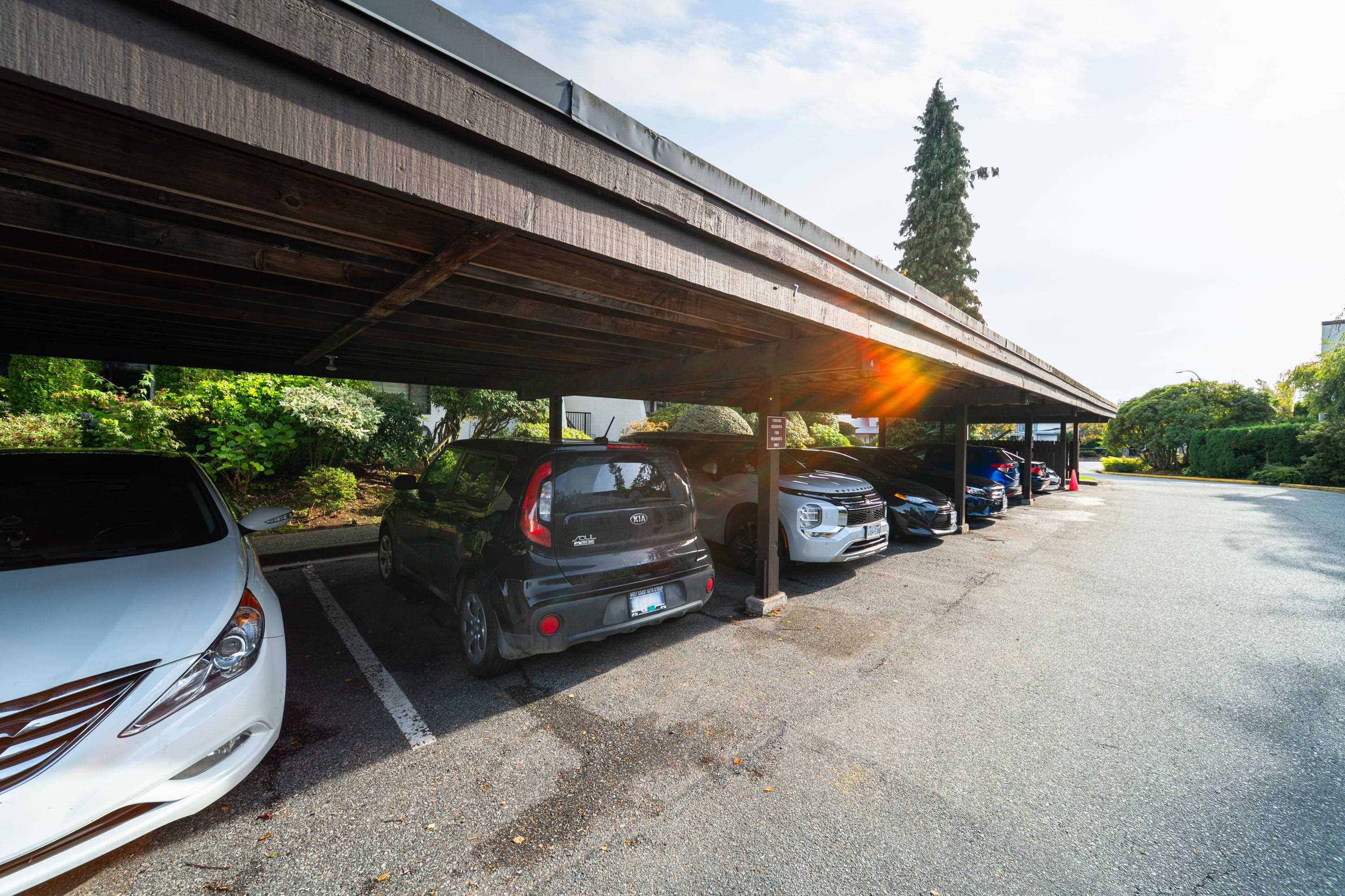 7 7305 MONTECITO DRIVE Unit: 7