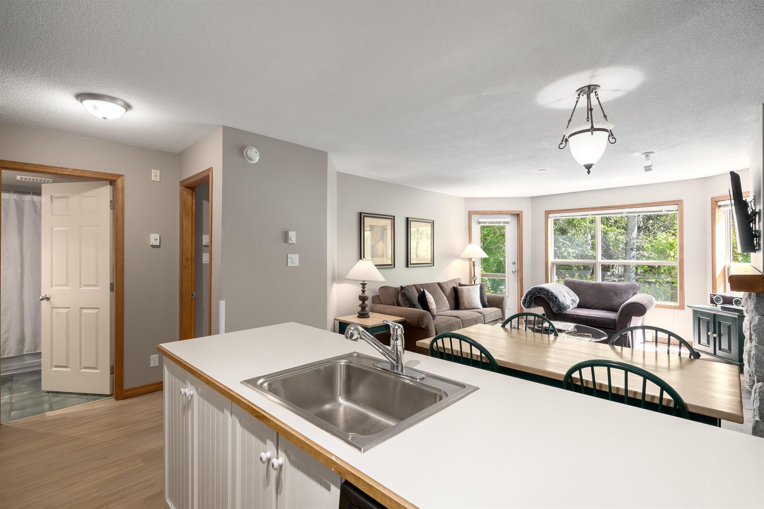 243 4800 SPEARHEAD DRIVE Unit: 243