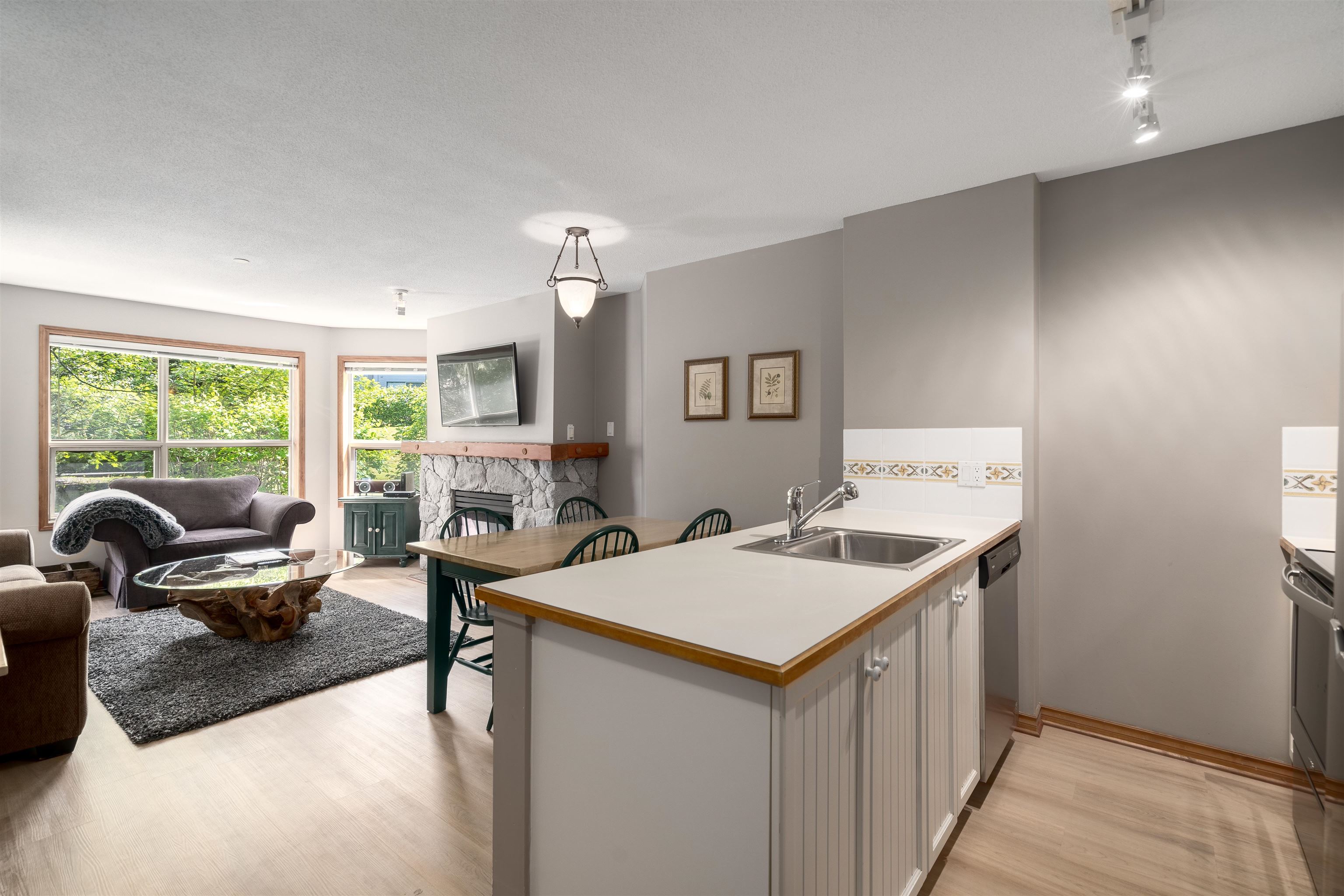 243 4800 SPEARHEAD DRIVE Unit: 243