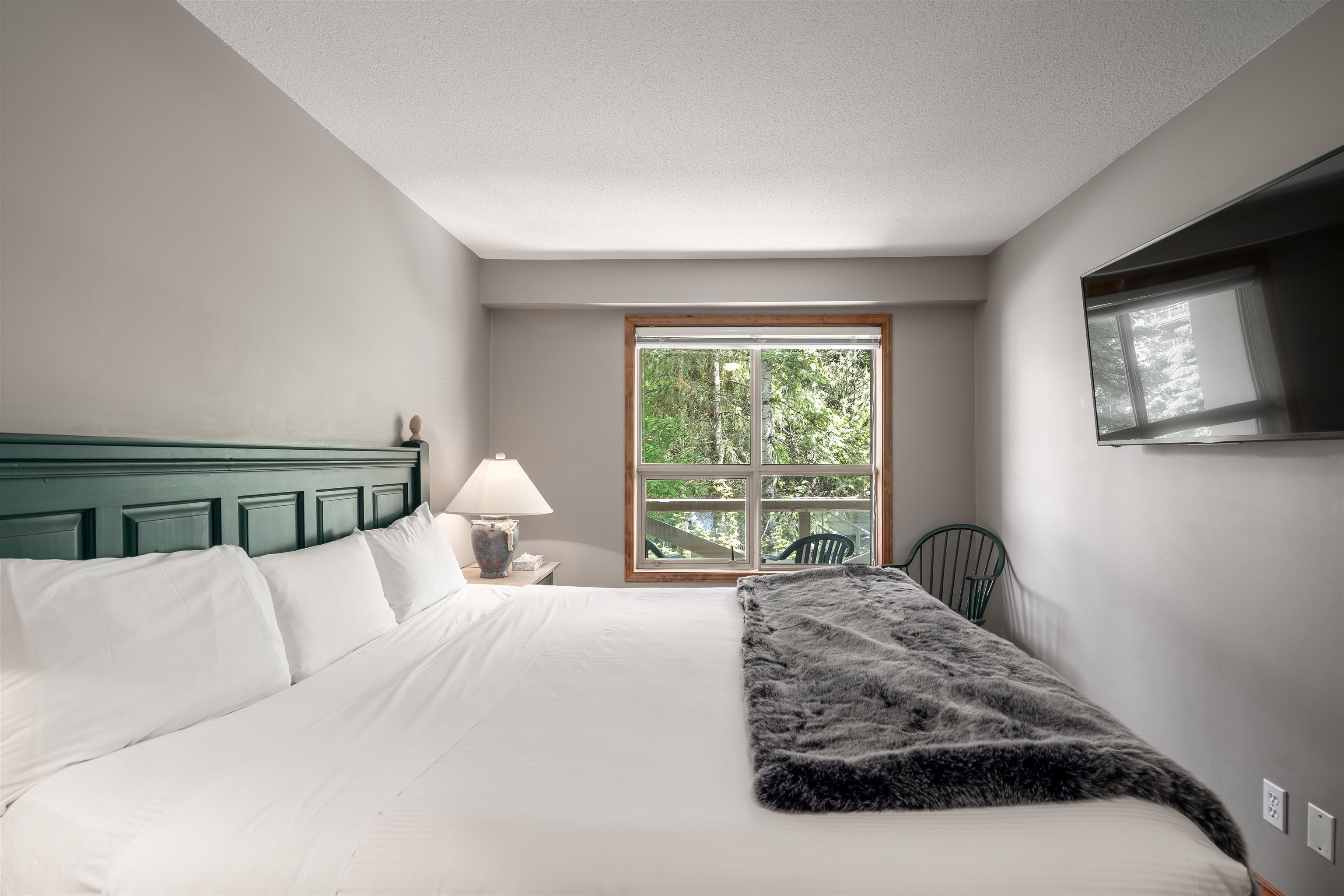 243 4800 SPEARHEAD DRIVE Unit: 243