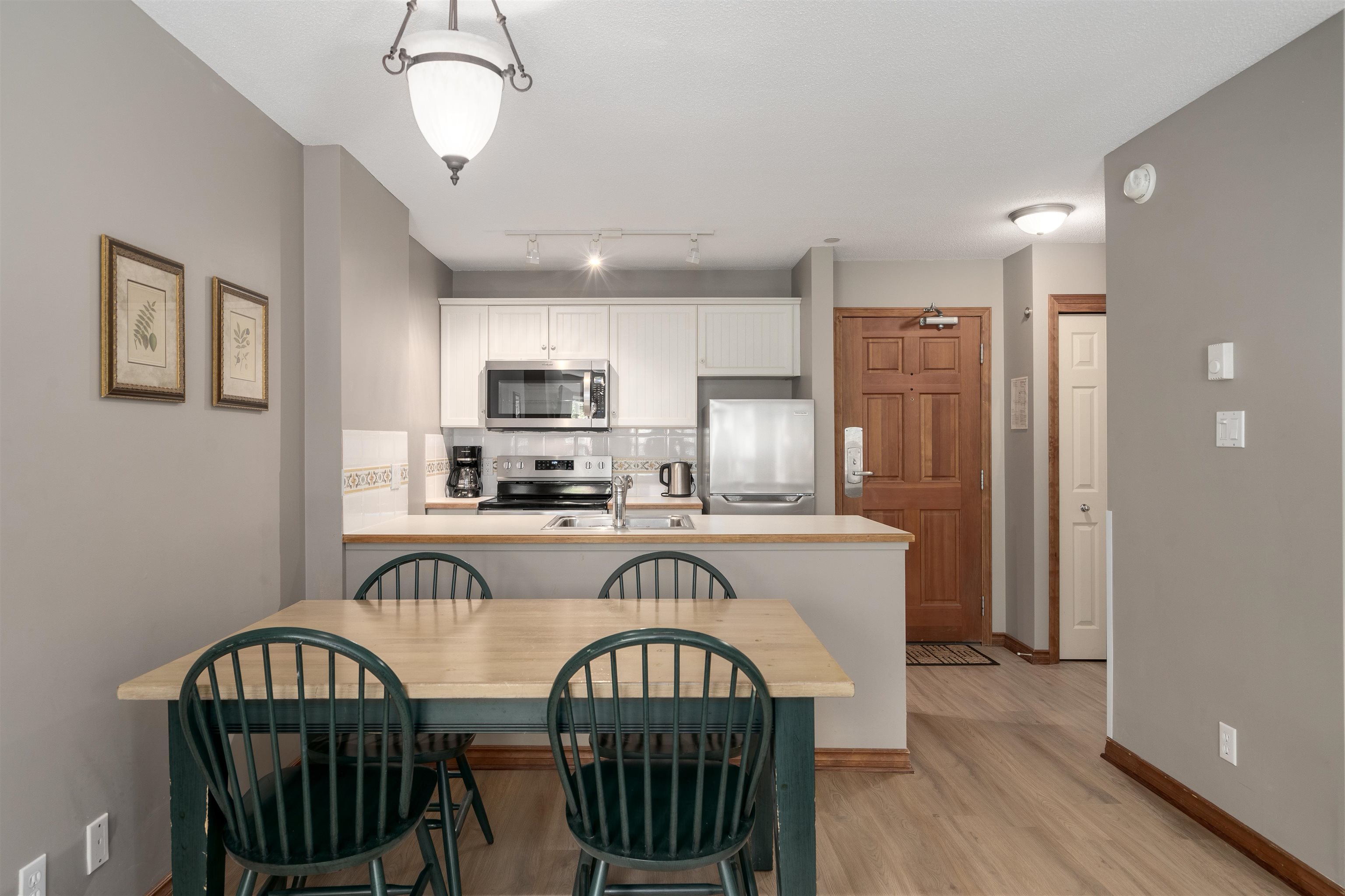 243 4800 SPEARHEAD DRIVE Unit: 243