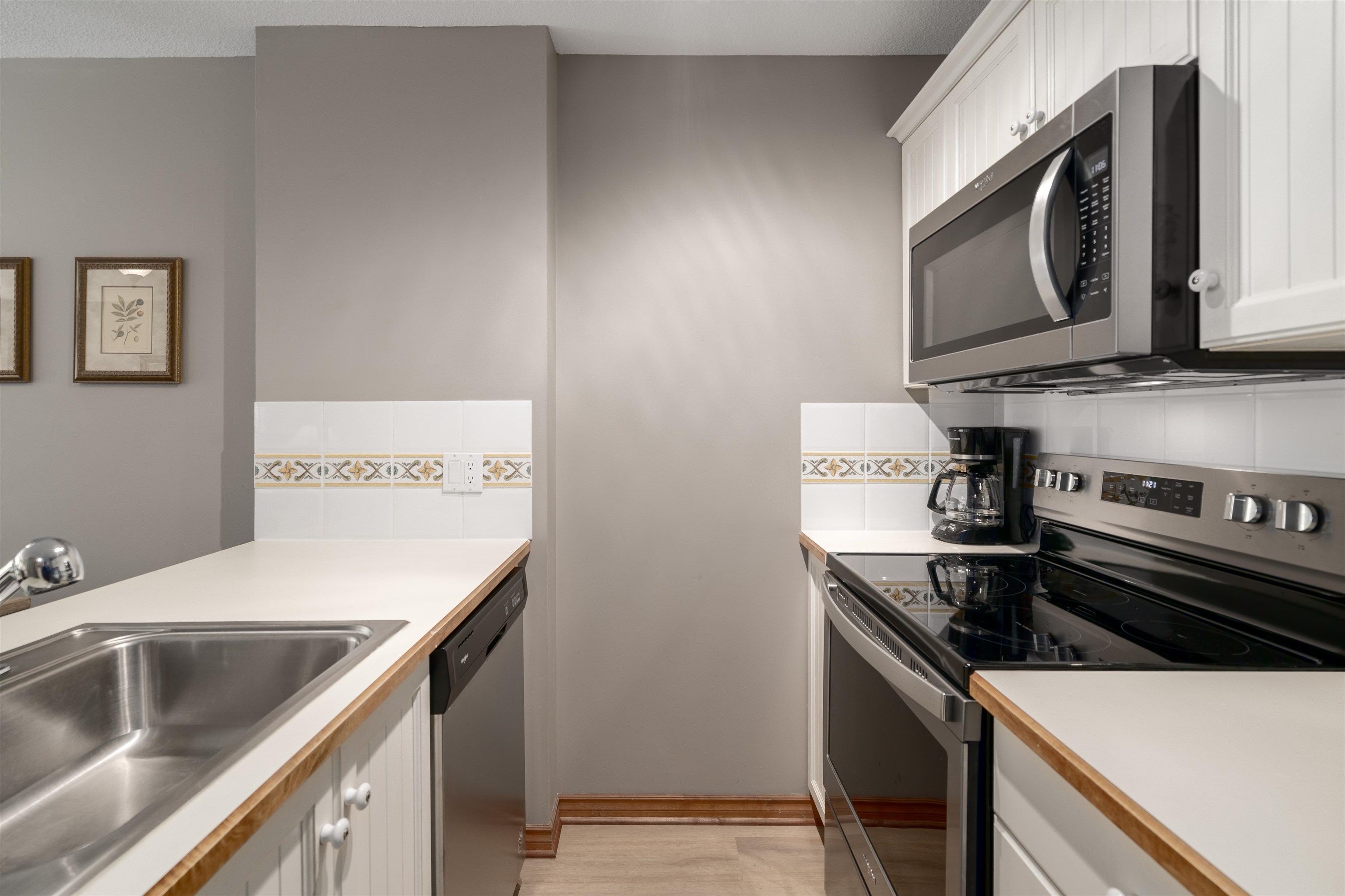 243 4800 SPEARHEAD DRIVE Unit: 243