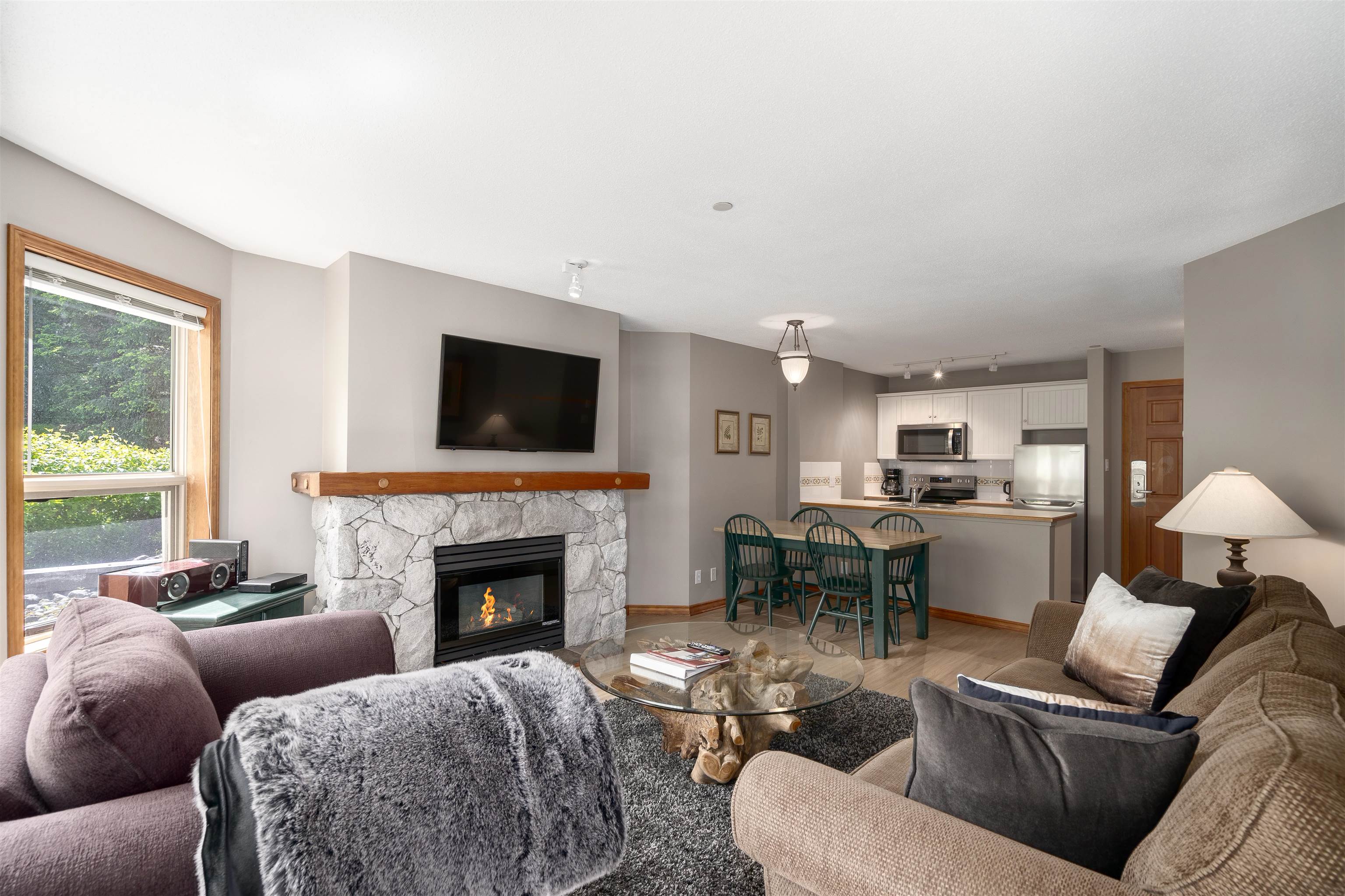 243 4800 SPEARHEAD DRIVE Unit: 243