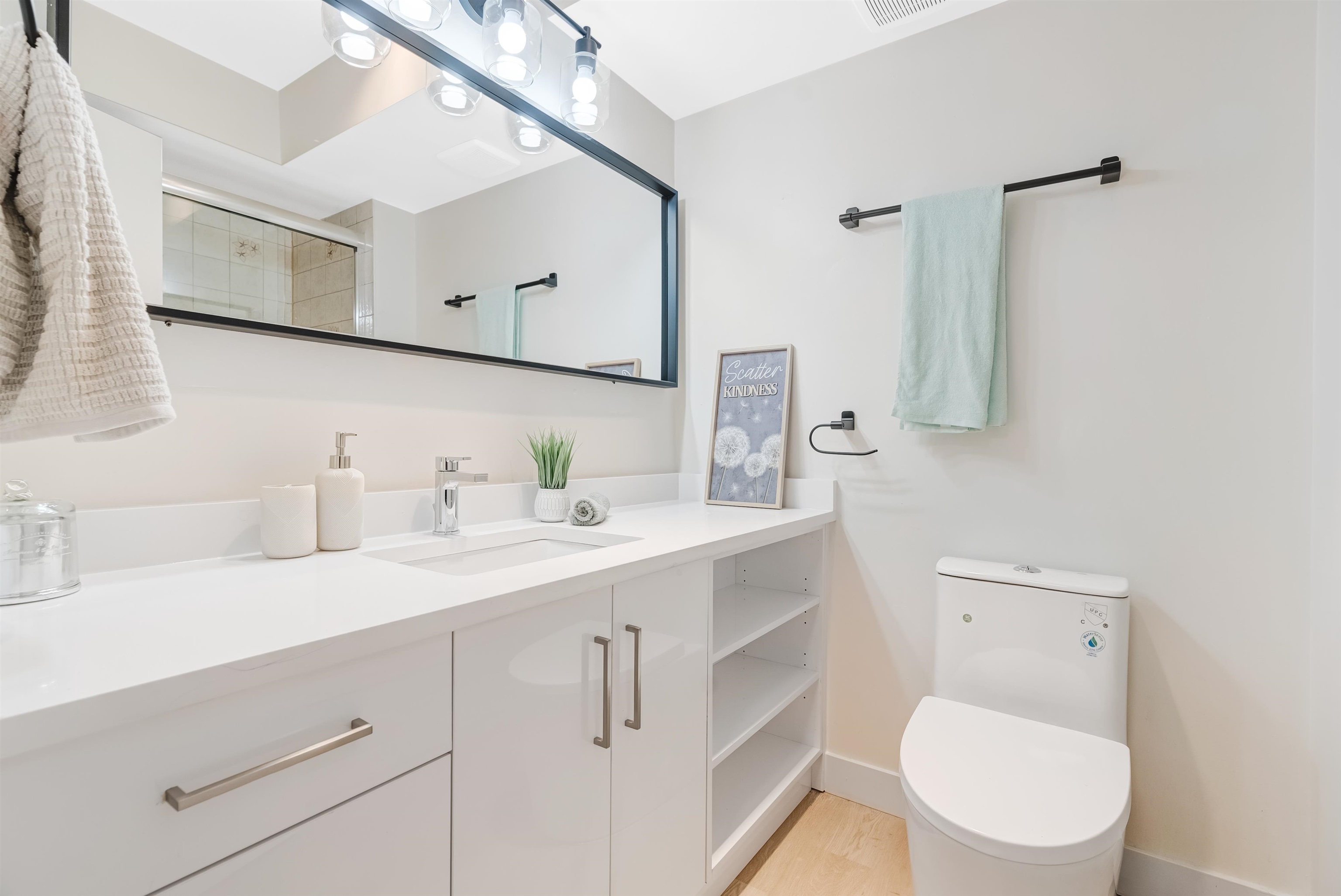 104 7155 134 STREET Unit: 104