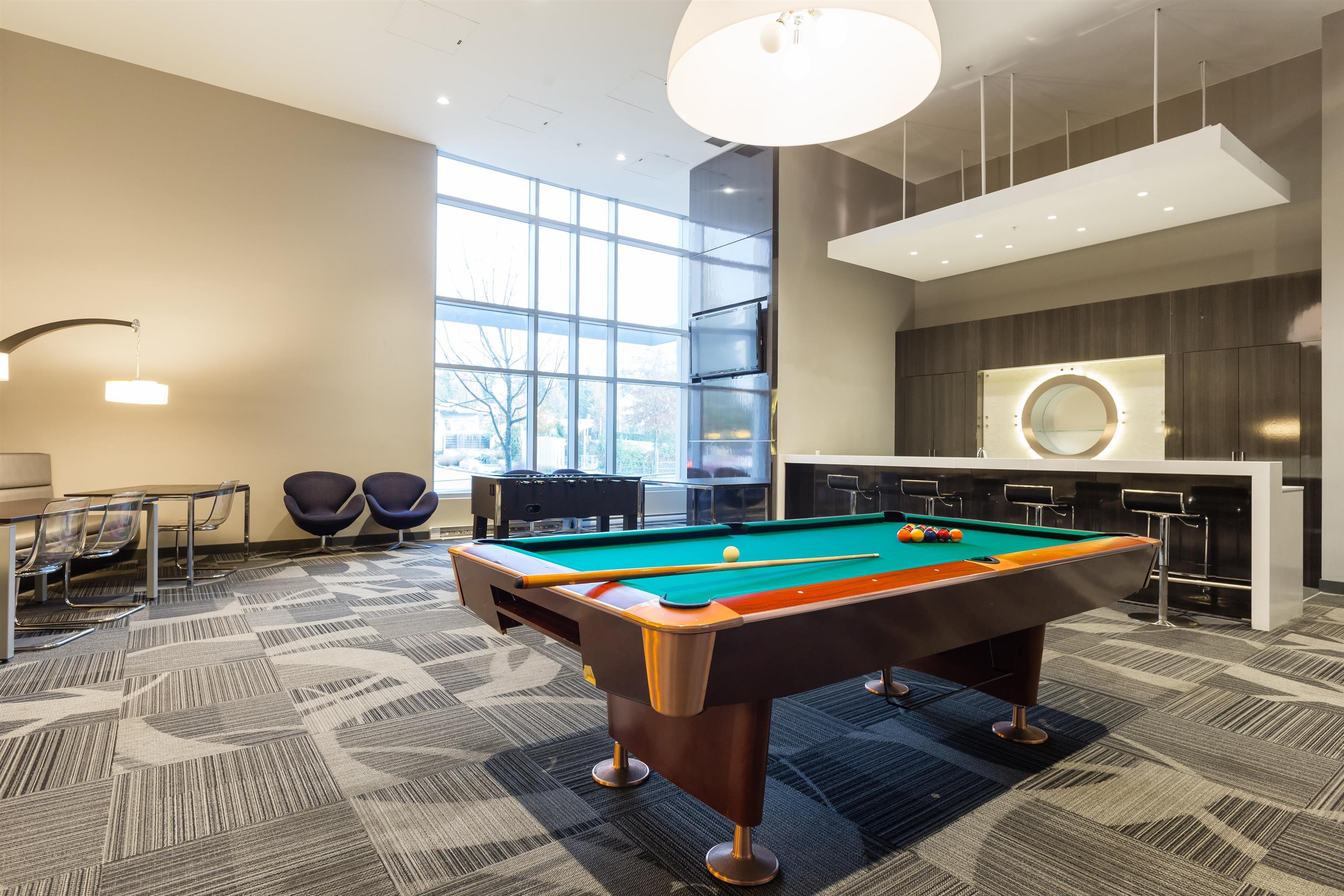 3601 9981 WHALLEY BOULEVARD Unit: 3601