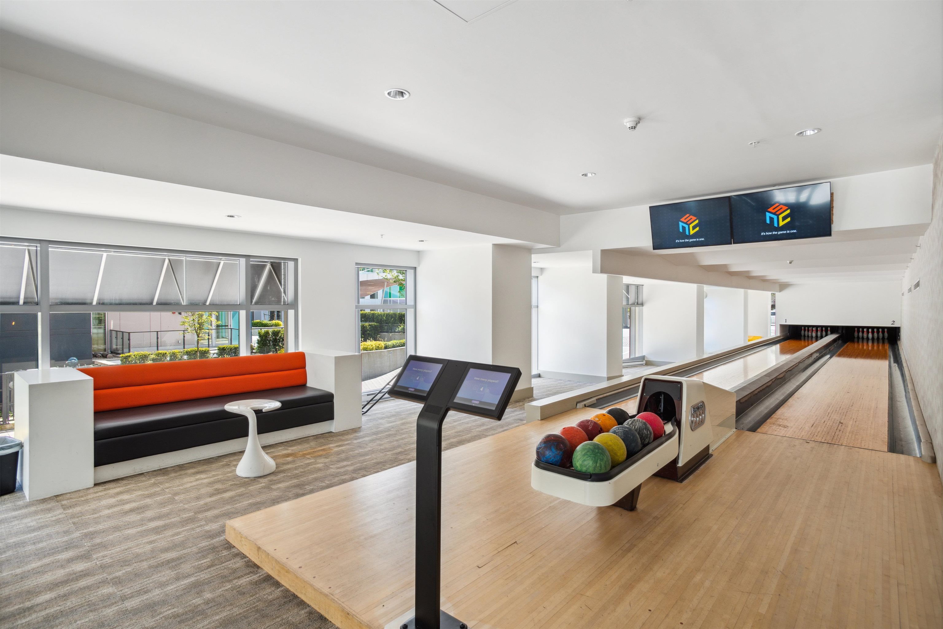 3601 9981 WHALLEY BOULEVARD Unit: 3601