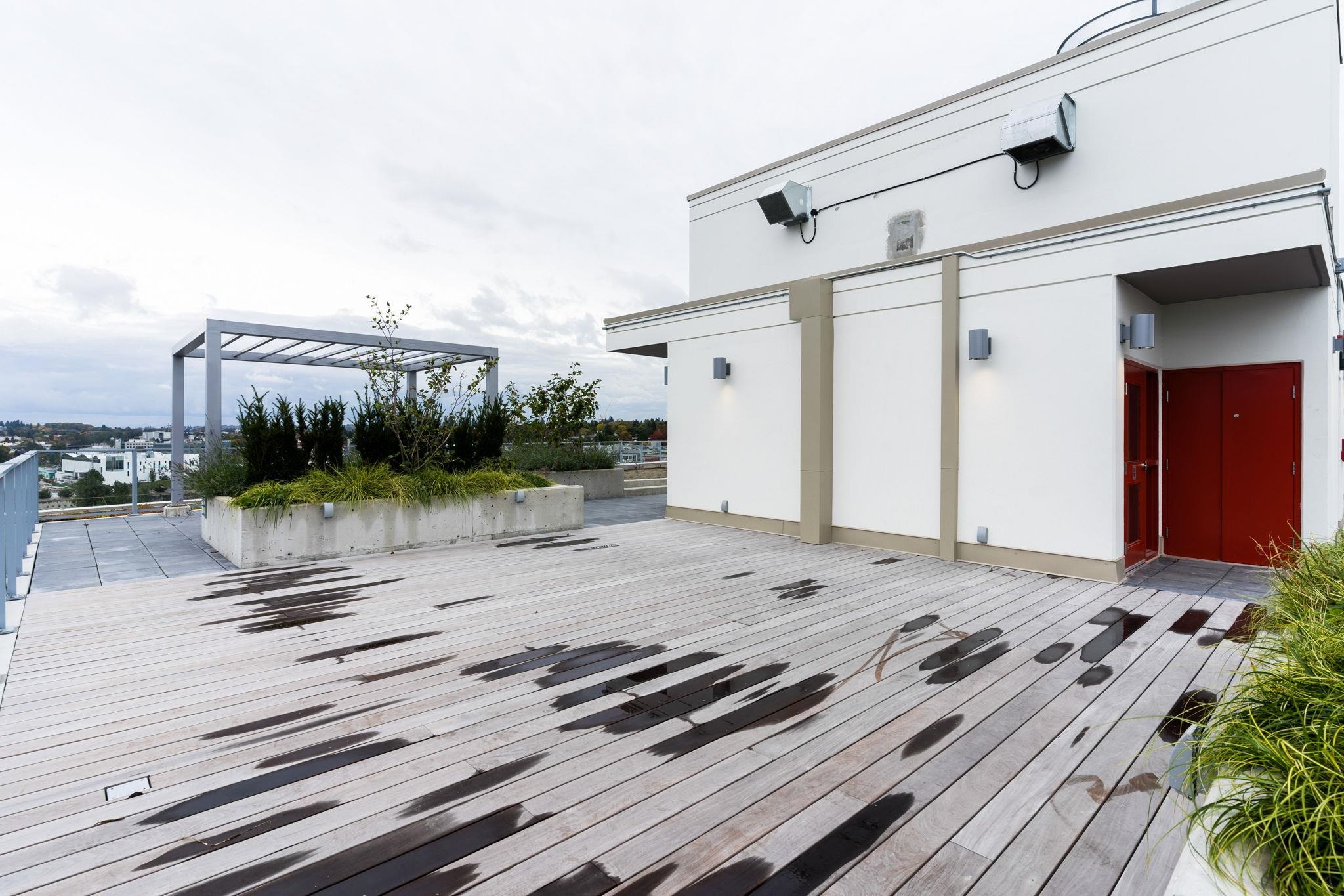 602 180 E 2ND AVENUE Unit: 602