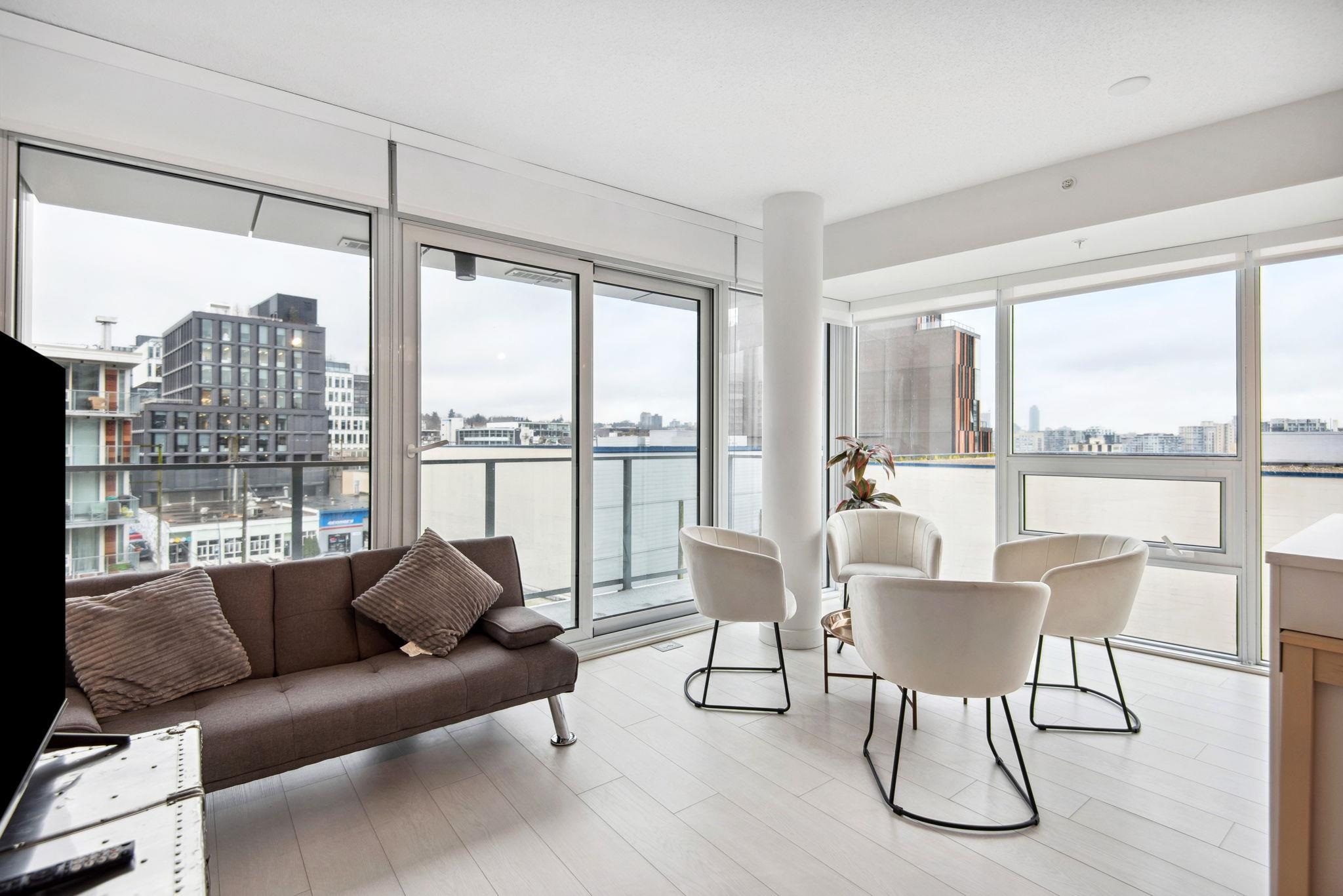 602 180 E 2ND AVENUE Unit: 602