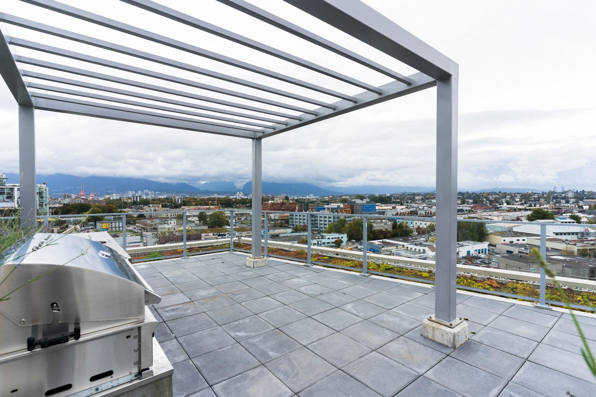 602 180 E 2ND AVENUE Unit: 602