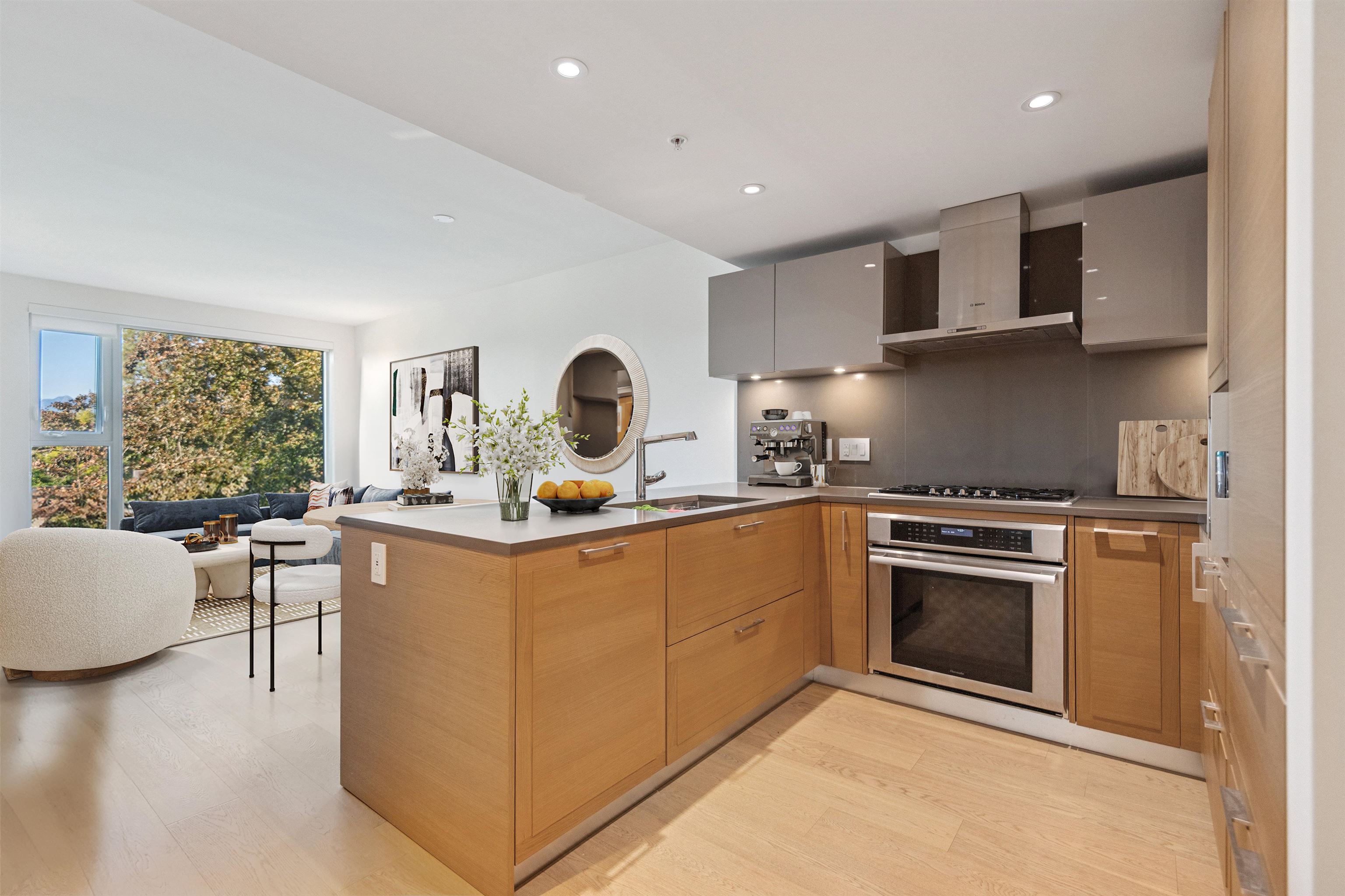 901 7228 ADERA STREET Unit: 901