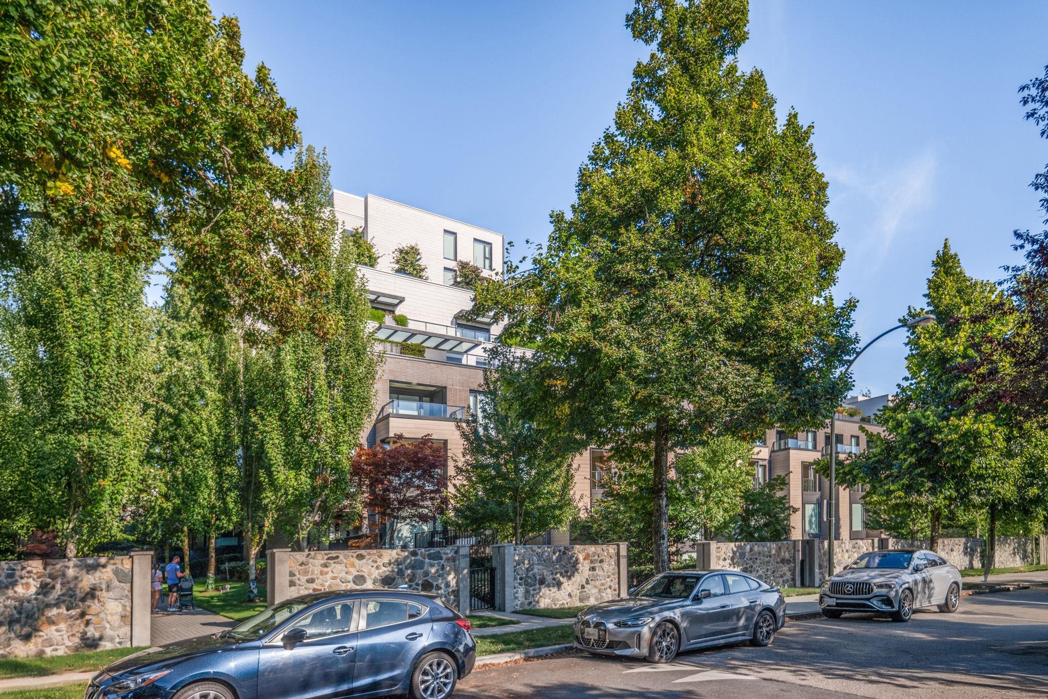 901 7228 ADERA STREET Unit: 901