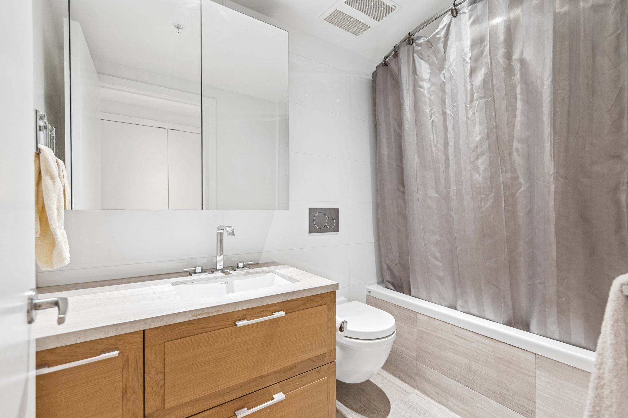 901 7228 ADERA STREET Unit: 901