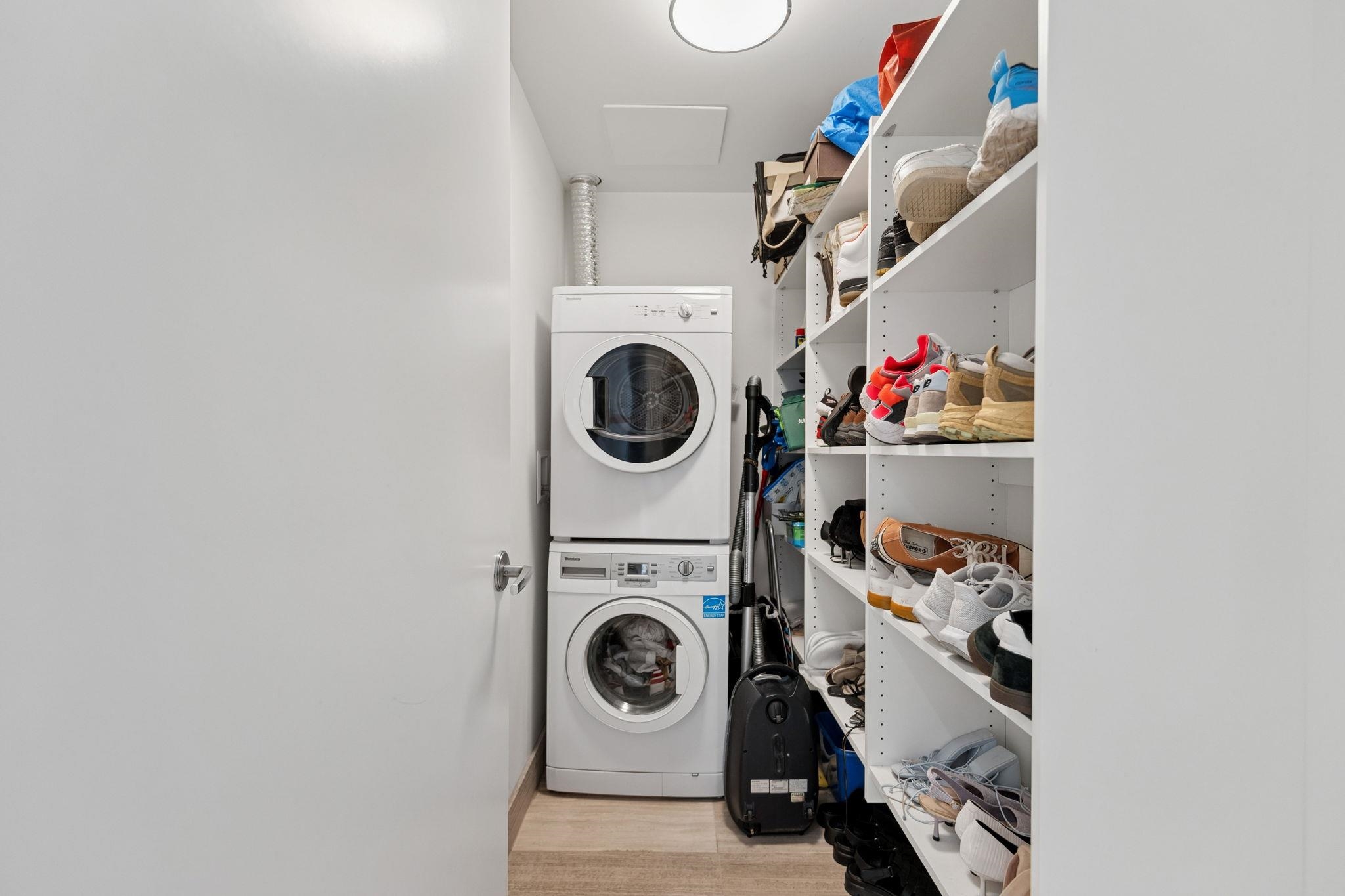 901 7228 ADERA STREET Unit: 901