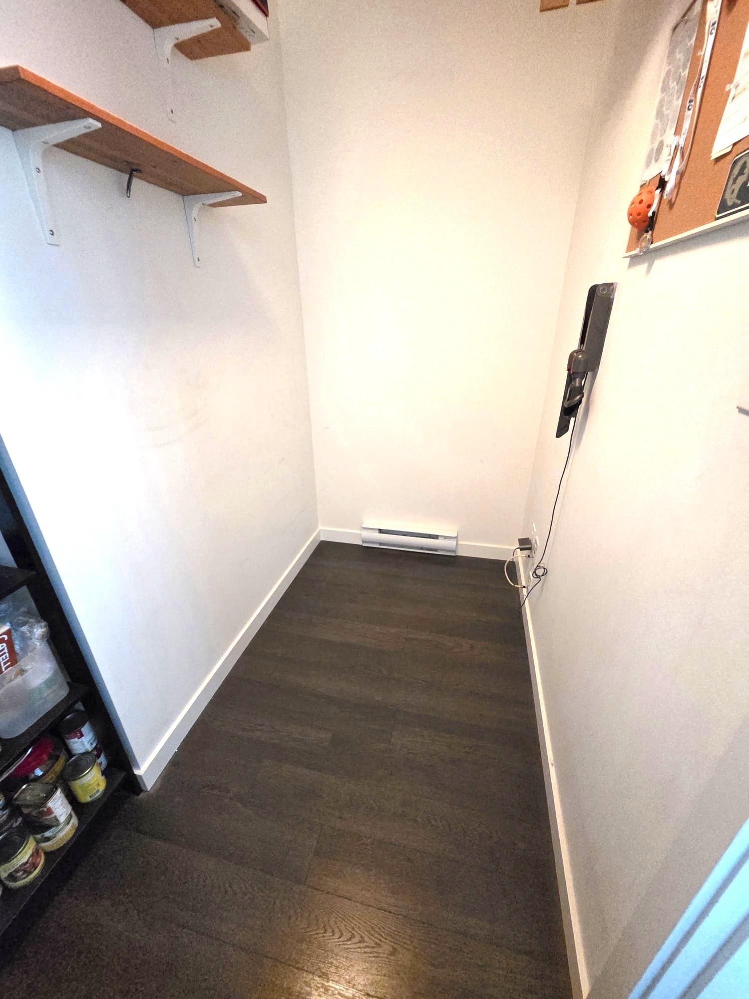 1602 5515 BOUNDARY ROAD Unit: 1602