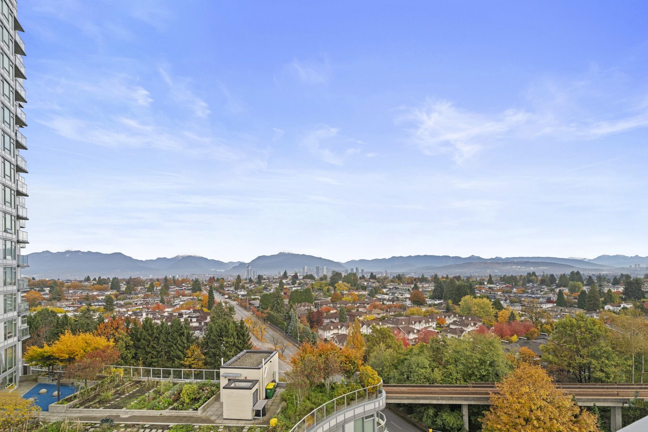 1602 5515 BOUNDARY ROAD Unit: 1602