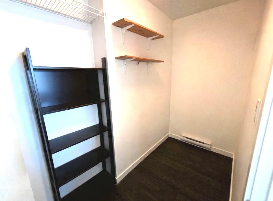 1602 5515 BOUNDARY ROAD Unit: 1602