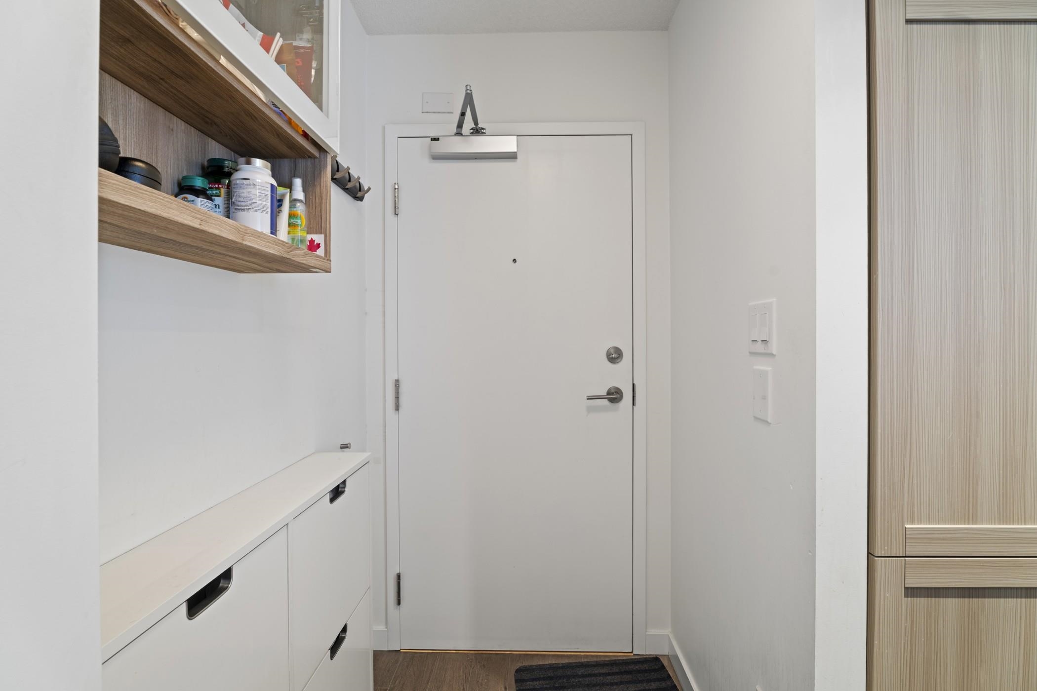 1602 5515 BOUNDARY ROAD Unit: 1602