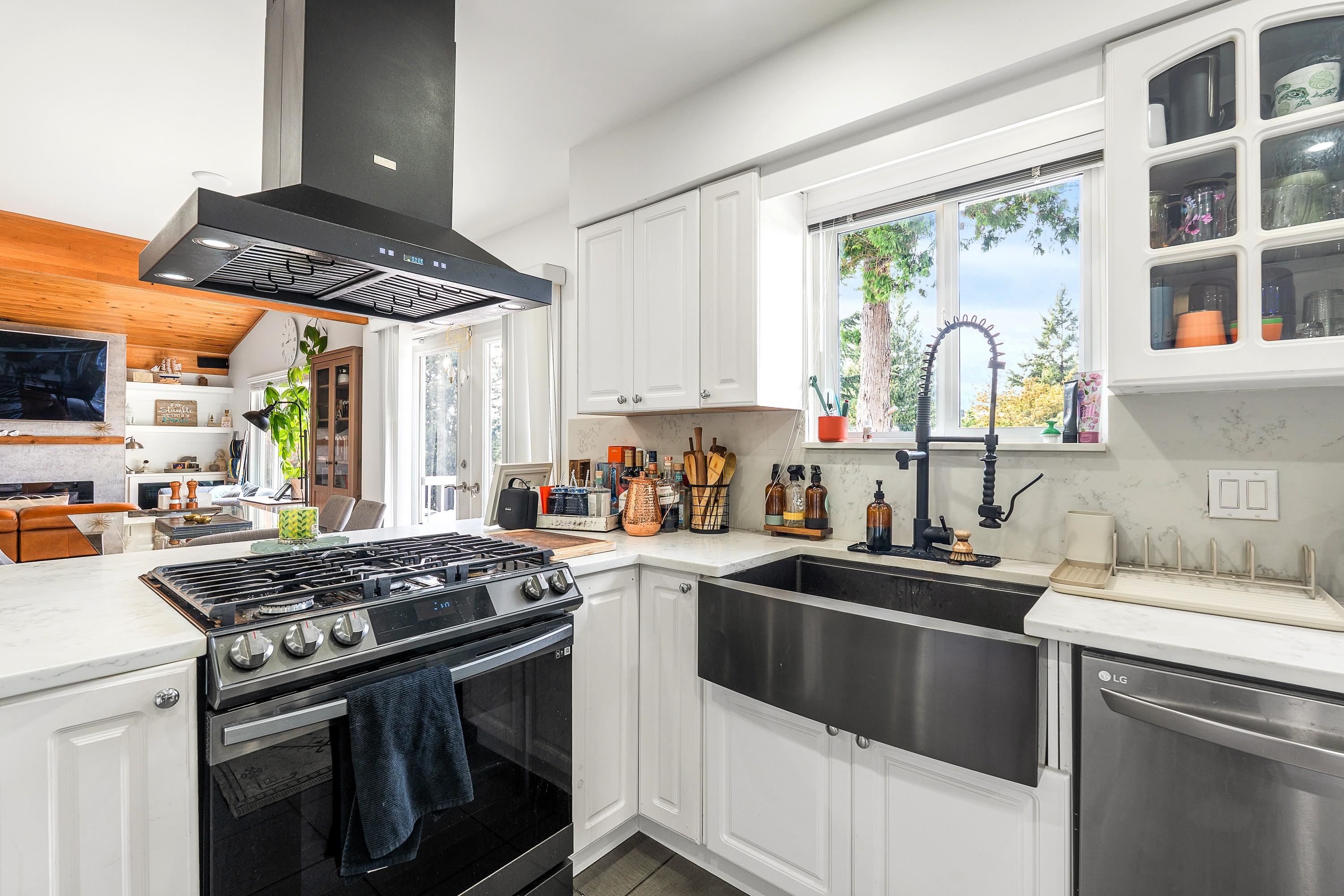 10662 SANTA MONICA PLACE