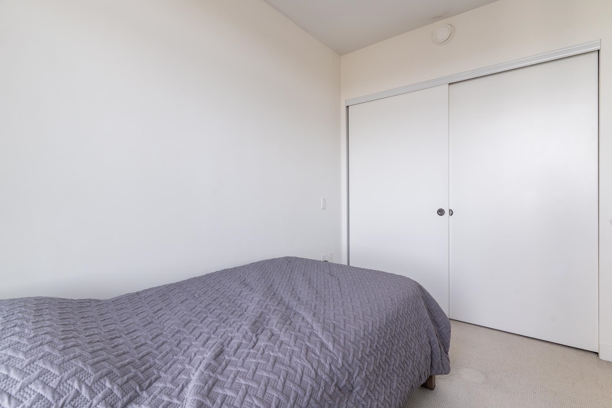 1206 200 NELSON'S CRESCENT Unit: 1206