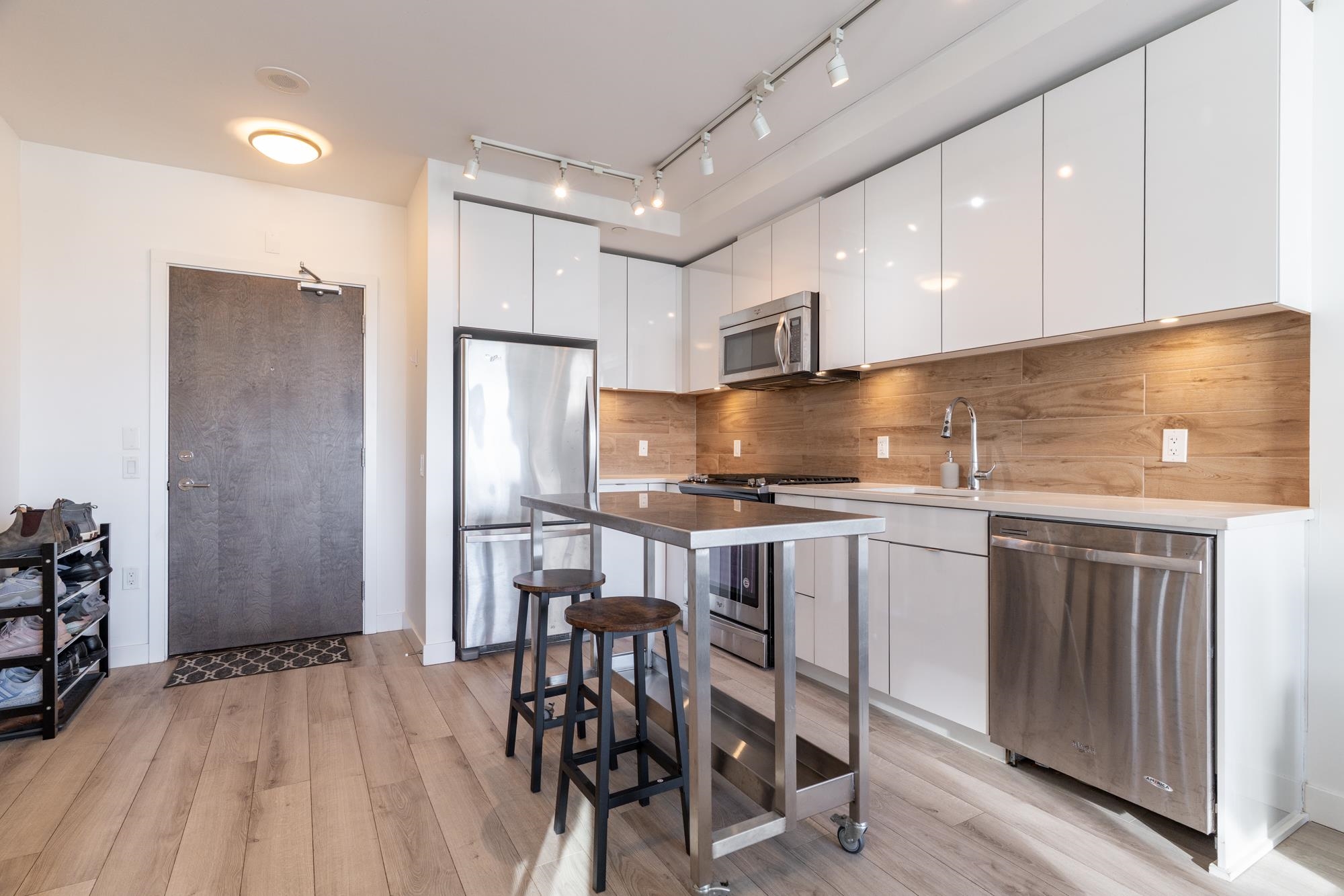 1206 200 NELSON'S CRESCENT Unit: 1206