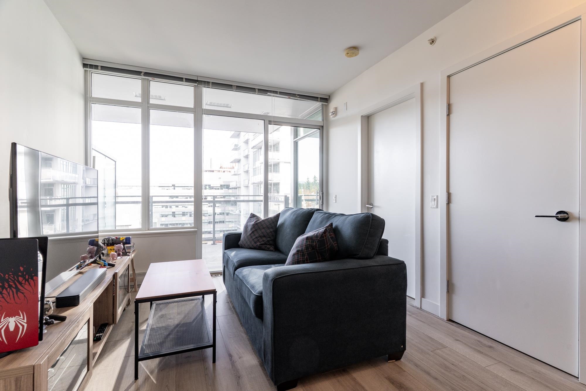 1206 200 NELSON'S CRESCENT Unit: 1206
