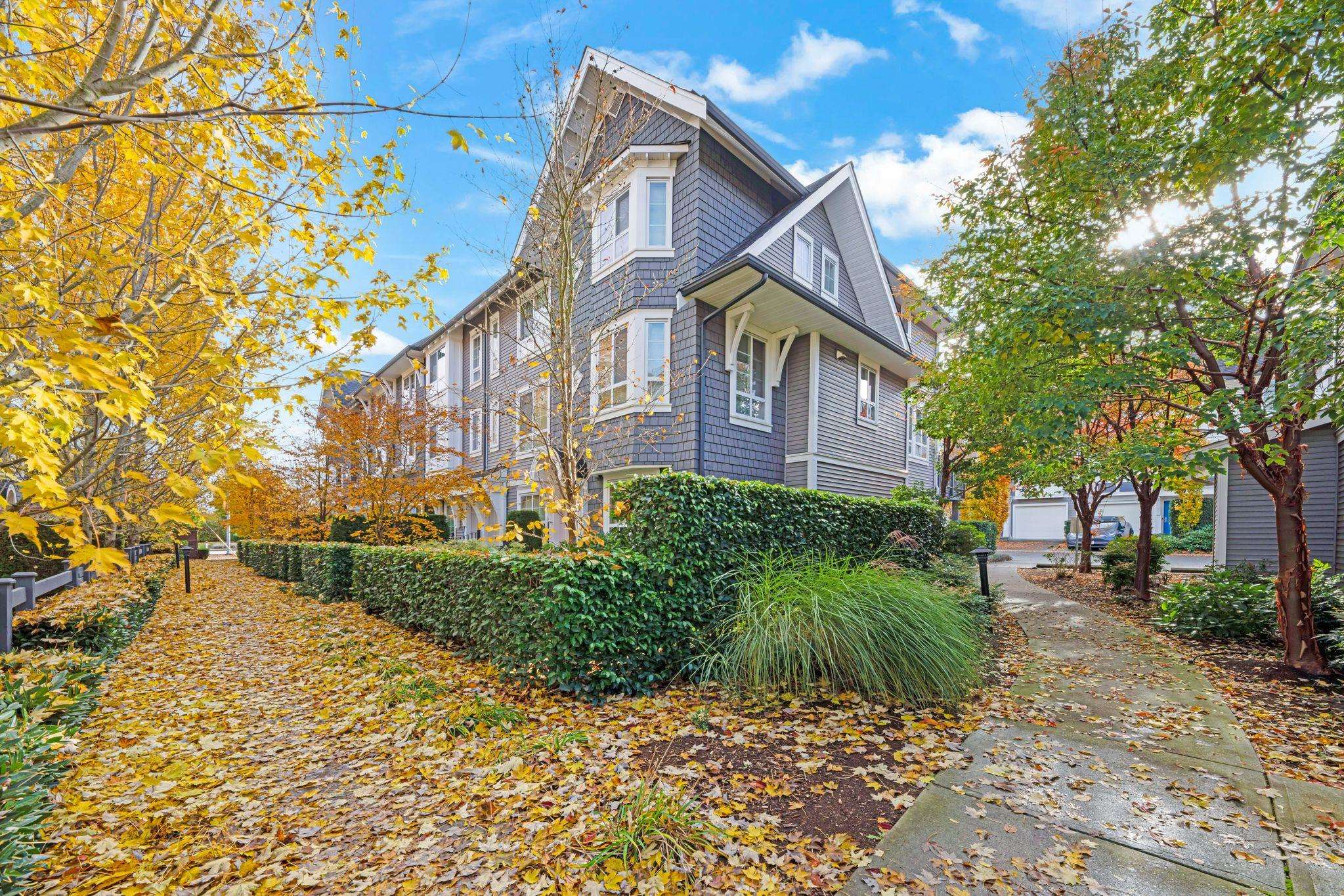 79 8438 207A STREET Unit: 79