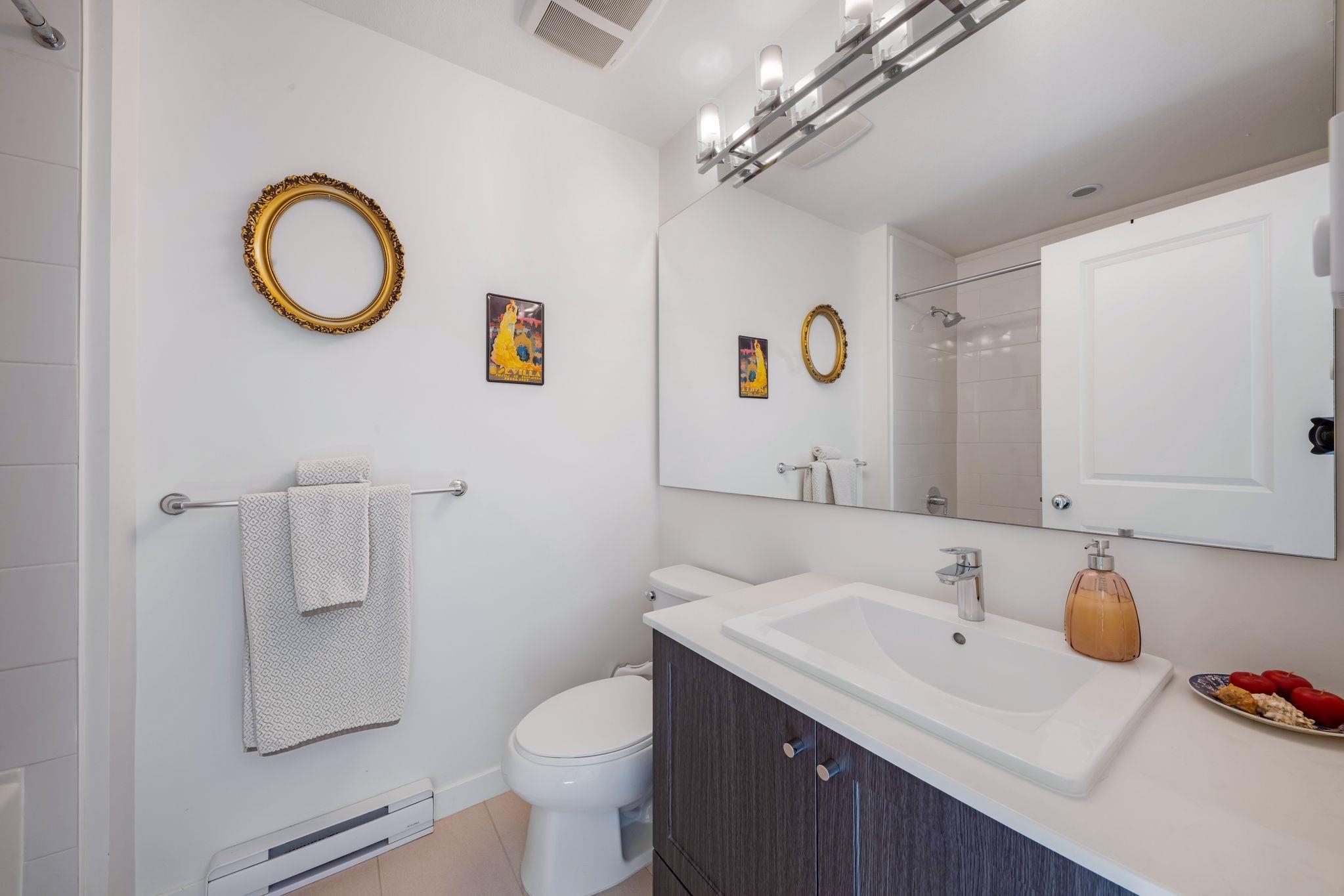 79 8438 207A STREET Unit: 79