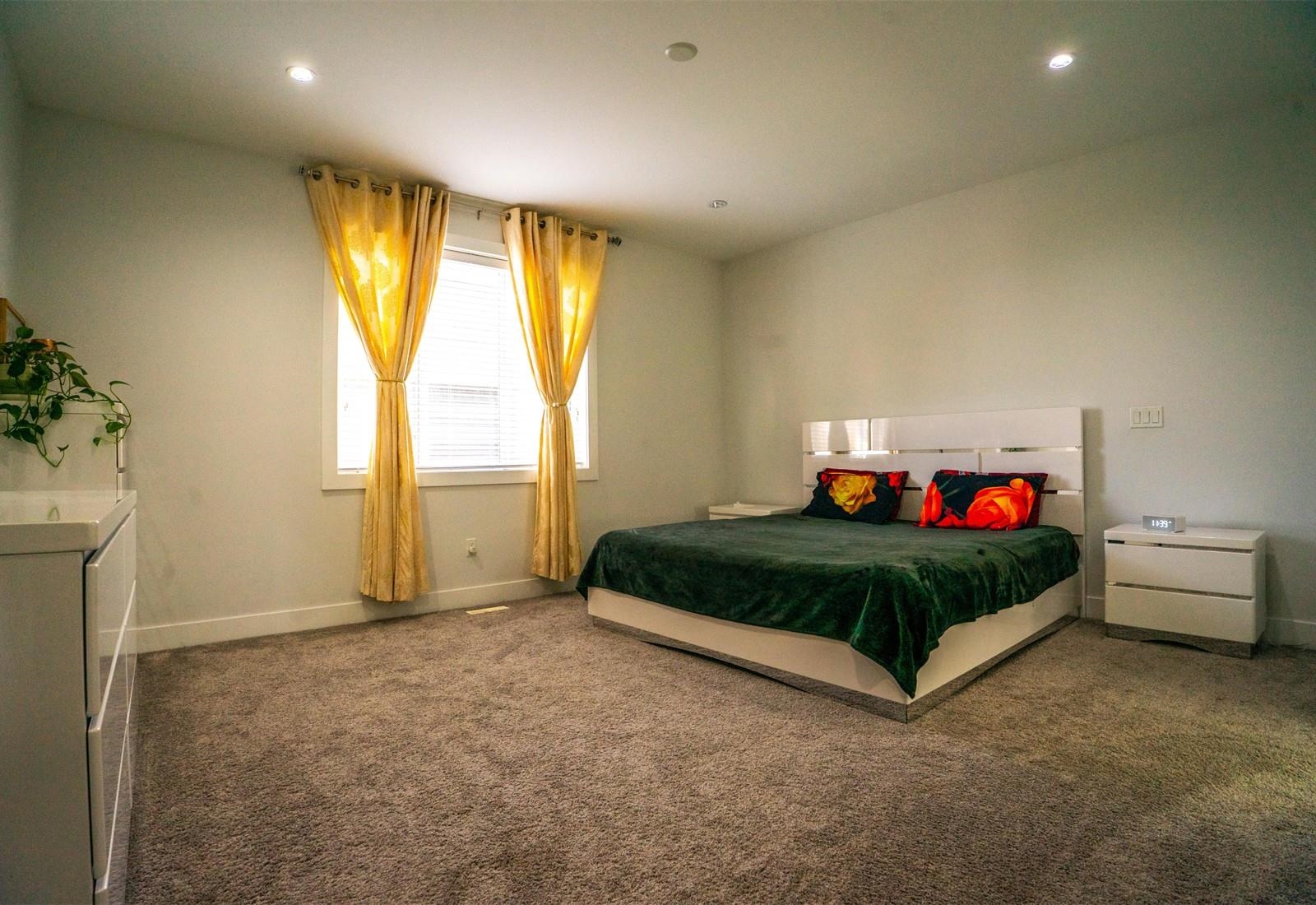 45358 WESTVIEW AVENUE