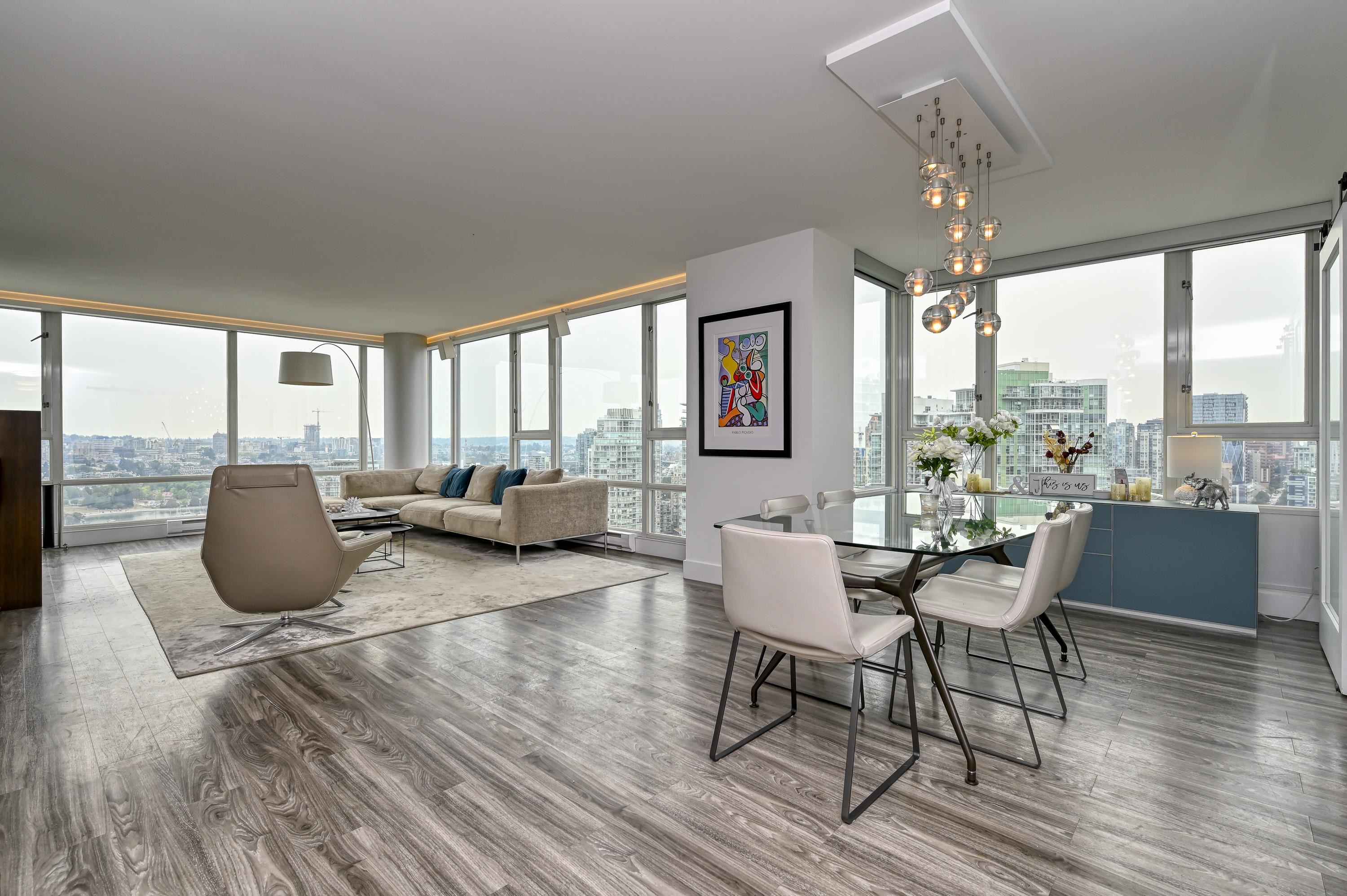 3307 1033 MARINASIDE CRESCENT Unit: 3307