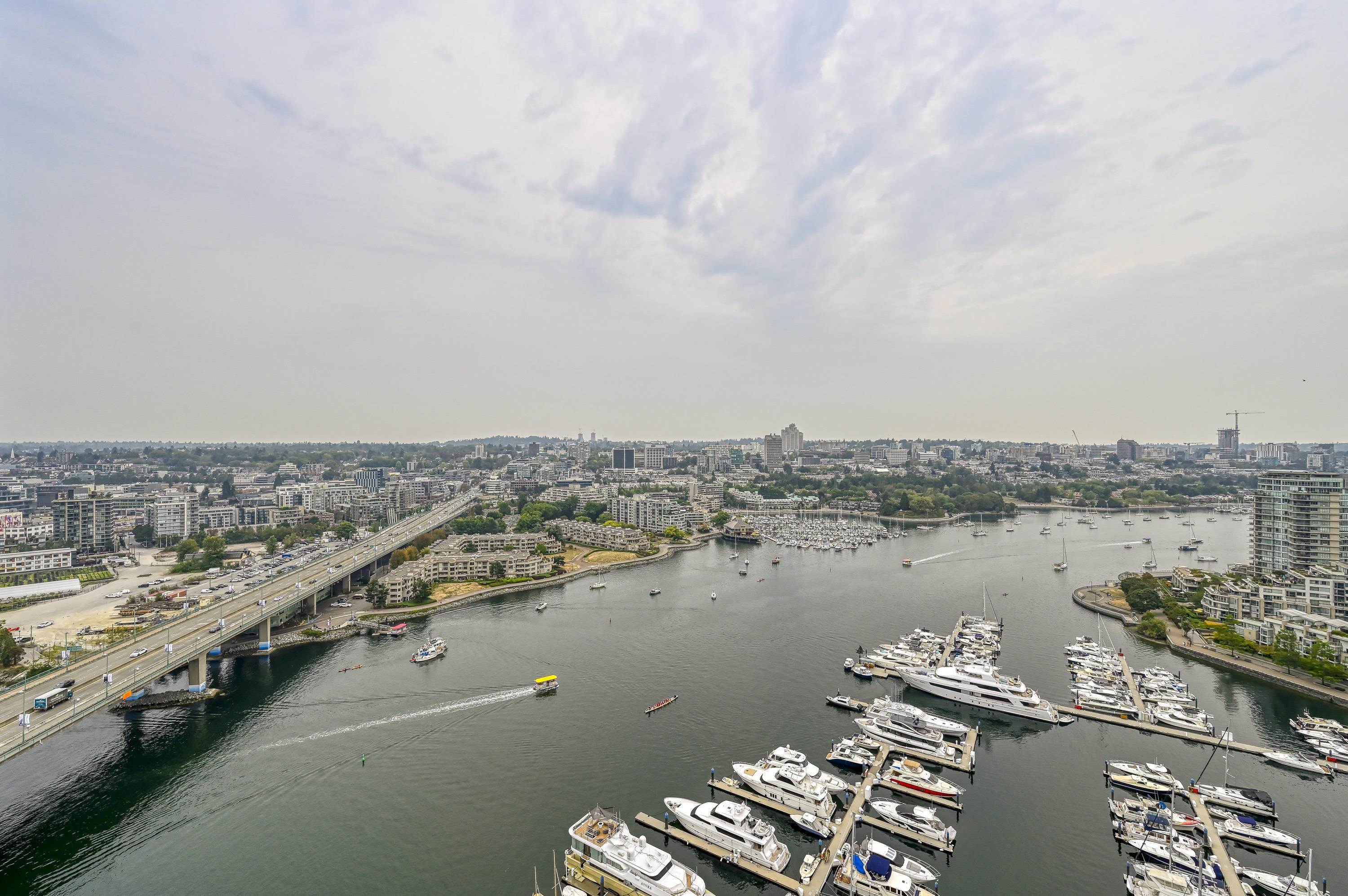 3307 1033 MARINASIDE CRESCENT Unit: 3307