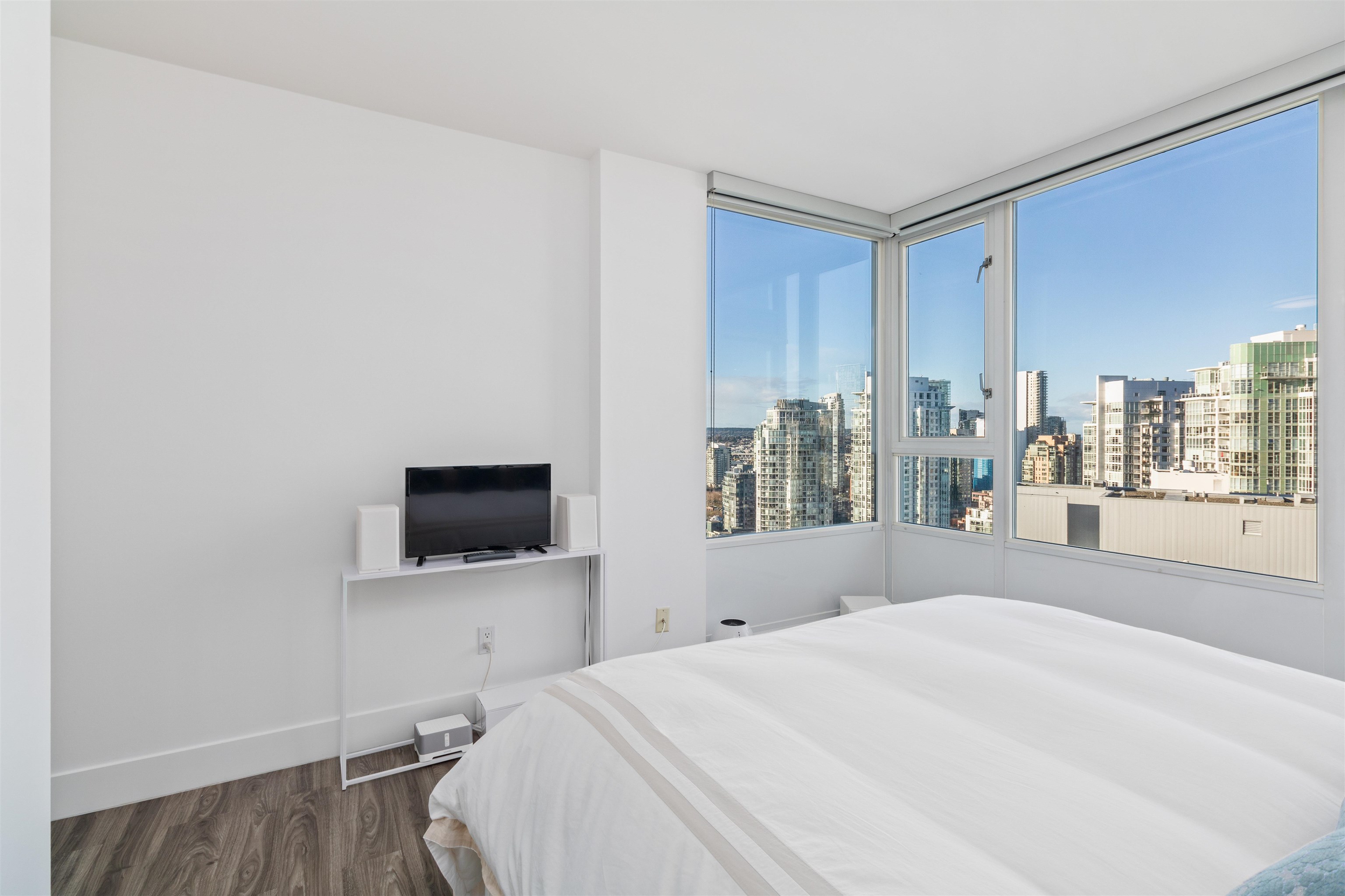 3307 1033 MARINASIDE CRESCENT Unit: 3307