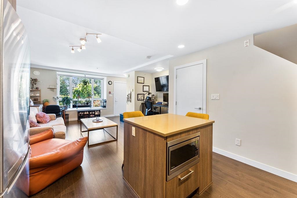 104 9350 UNIVERSITY HIGH STREET Unit: 104