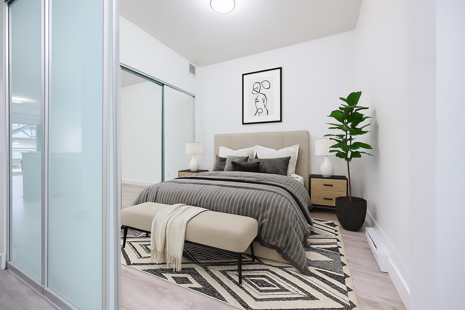 205 3971 HASTINGS STREET Unit: 205