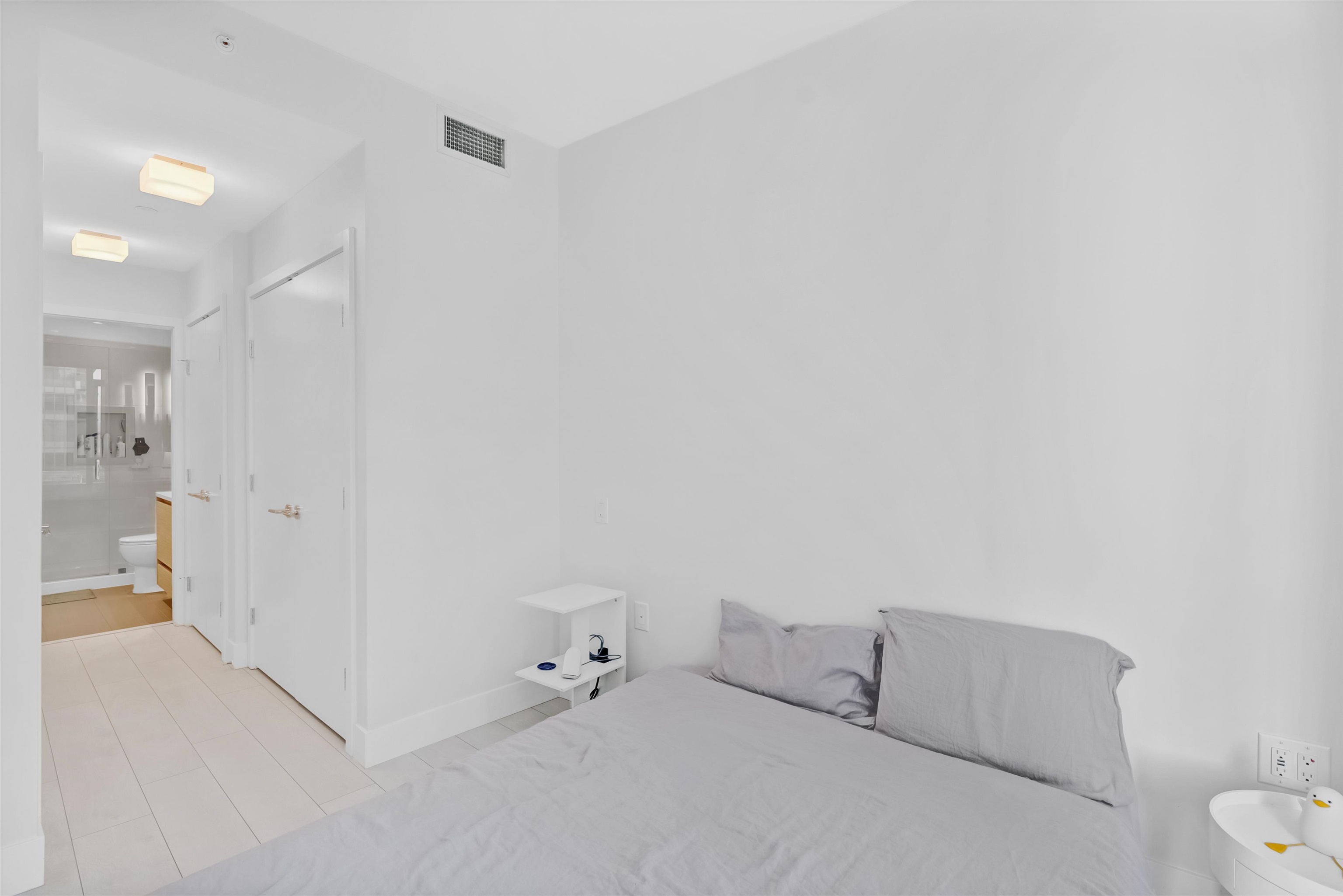 353 8575 RIVERGRASS DRIVE Unit: 353