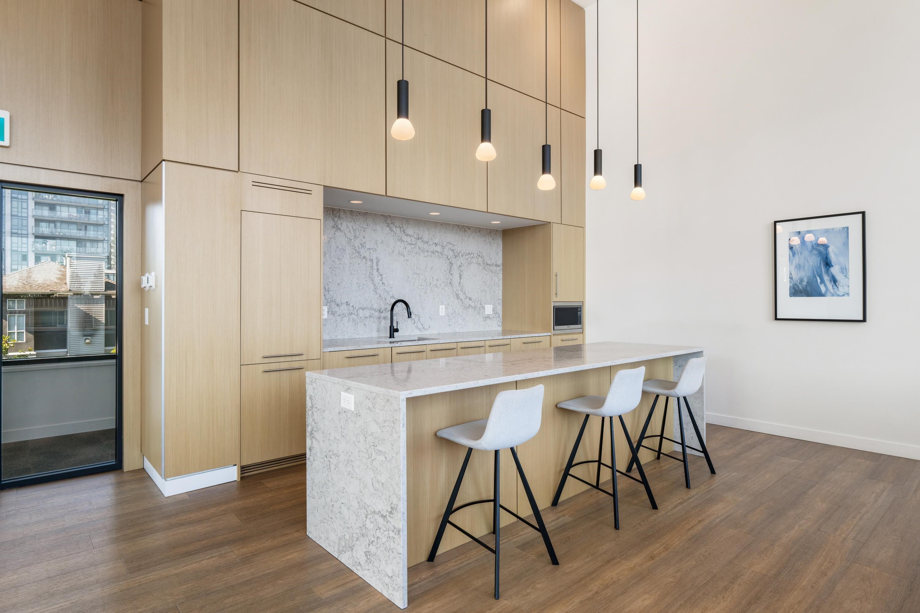 3104 6699 DUBLANE AVENUE Unit: 3104