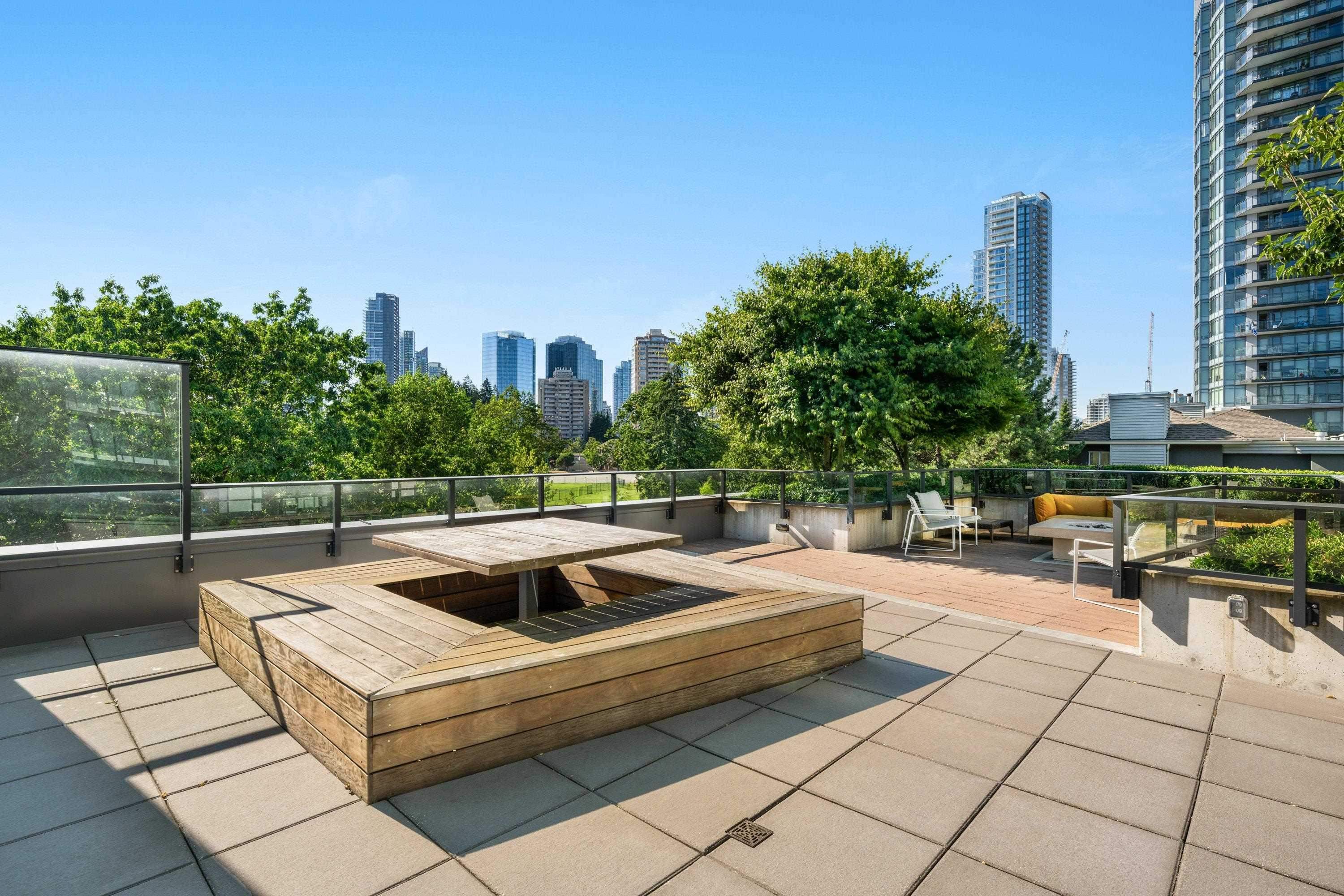 3104 6699 DUBLANE AVENUE Unit: 3104