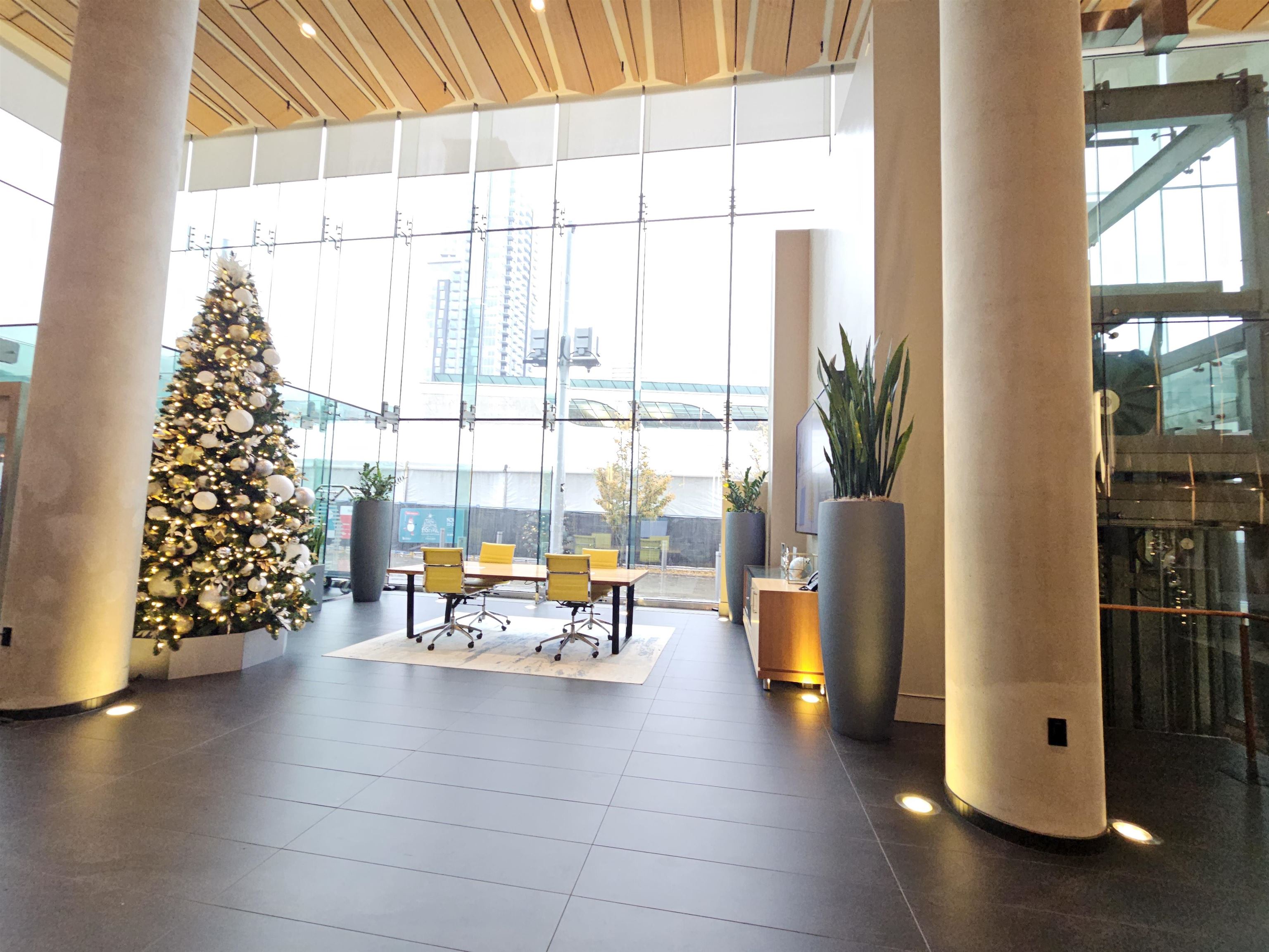 4004 13495 CENTRAL AVENUE Unit: 4004