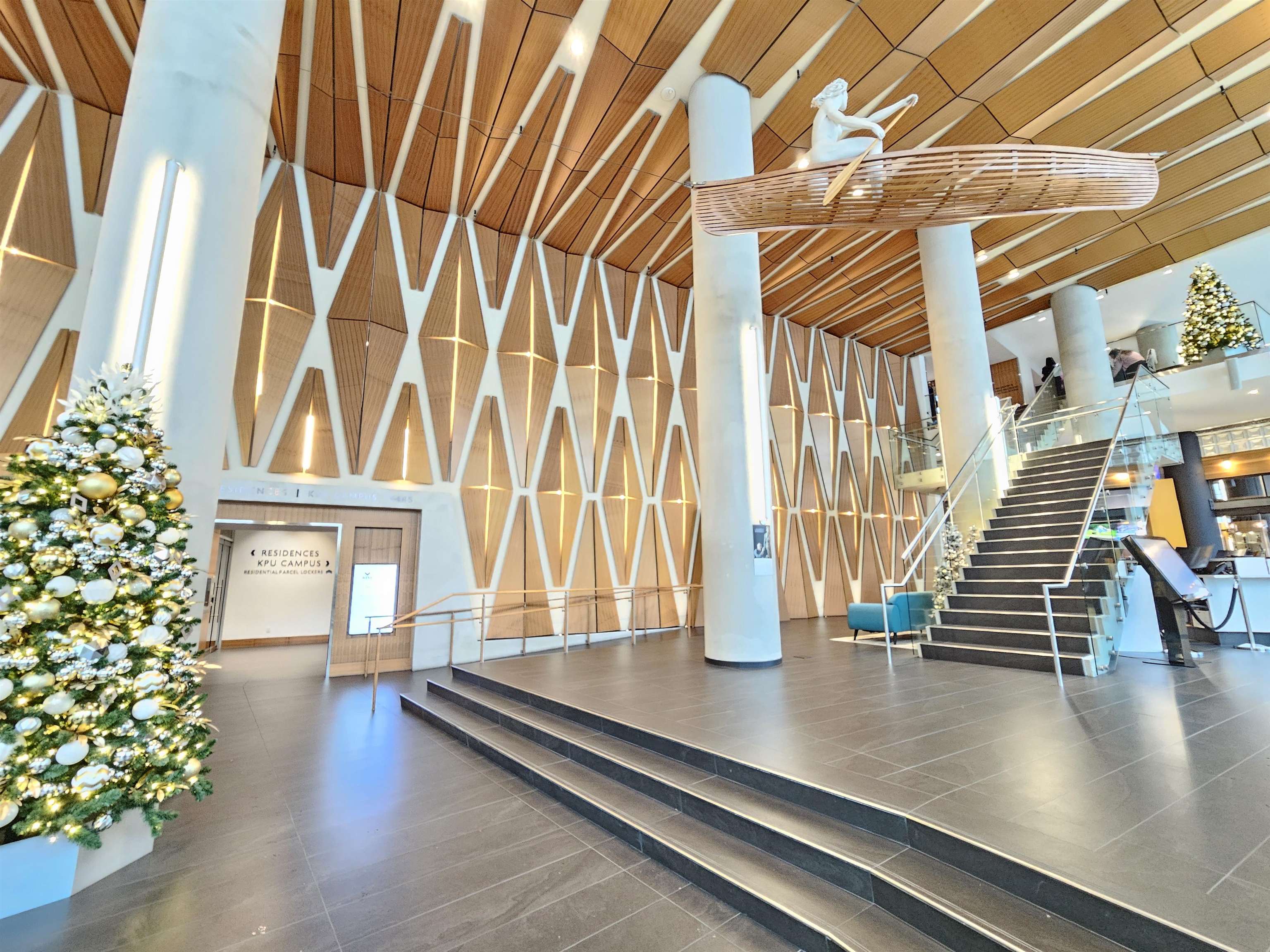 4004 13495 CENTRAL AVENUE Unit: 4004