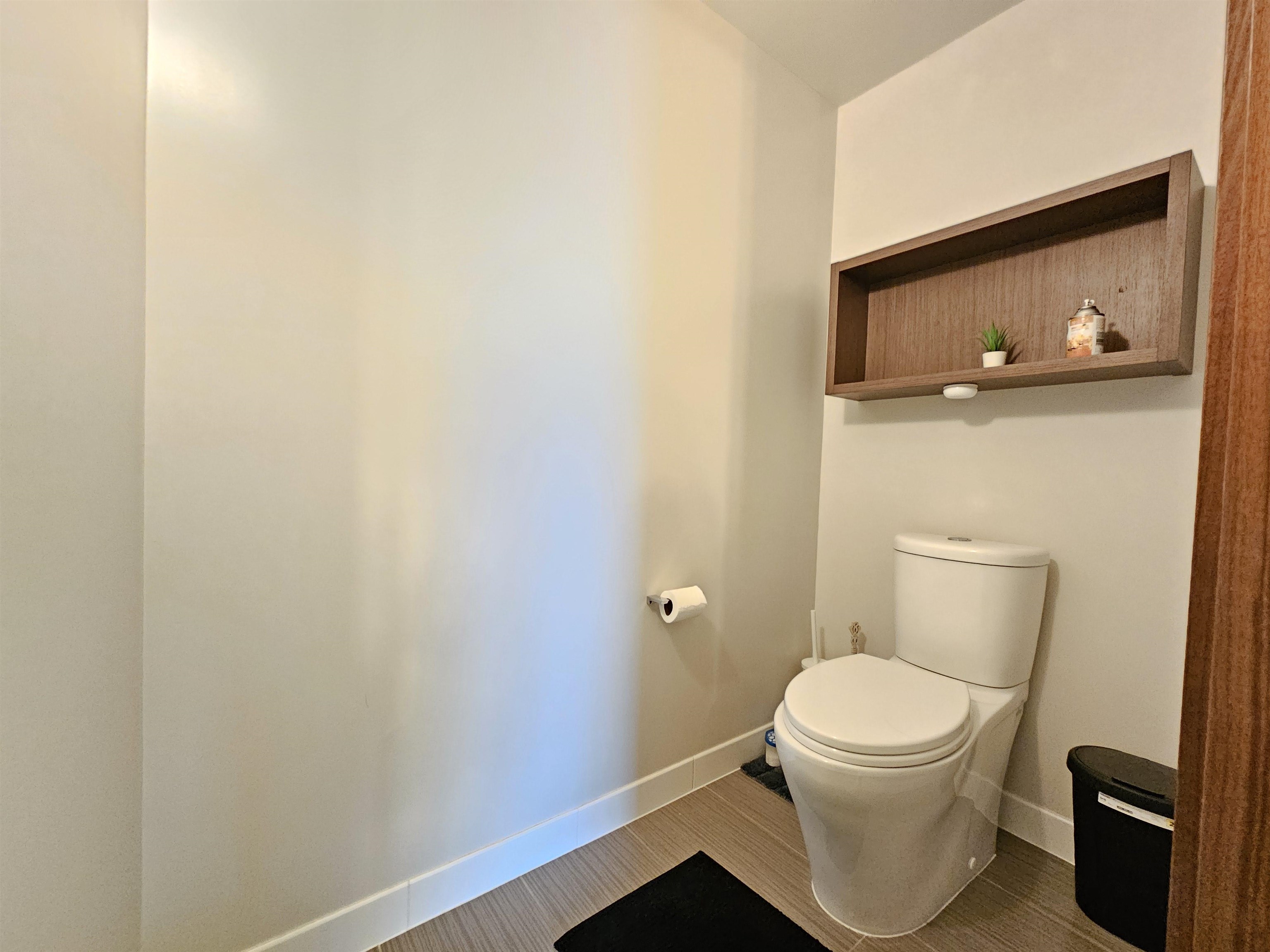 4004 13495 CENTRAL AVENUE Unit: 4004