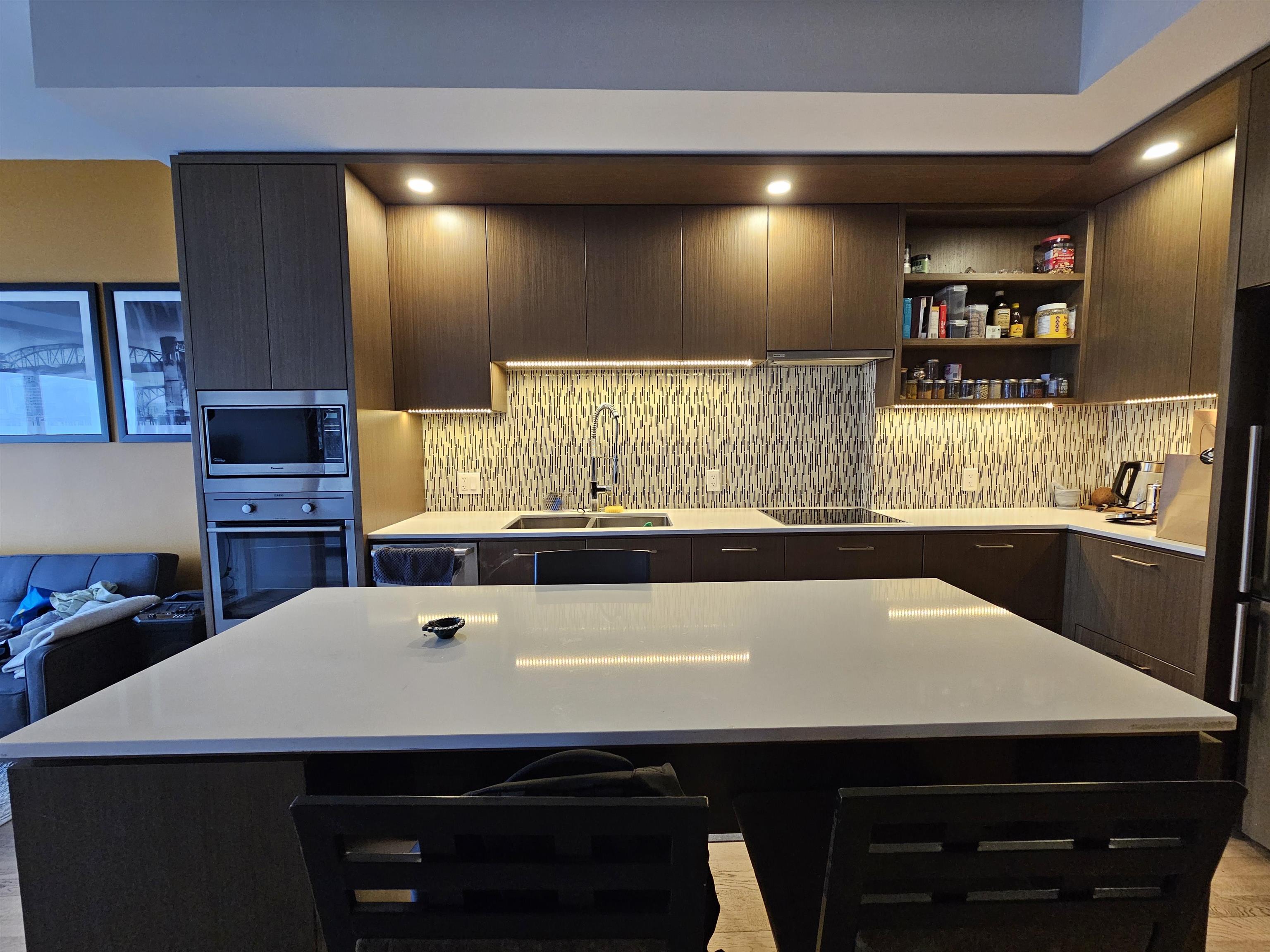 4004 13495 CENTRAL AVENUE Unit: 4004