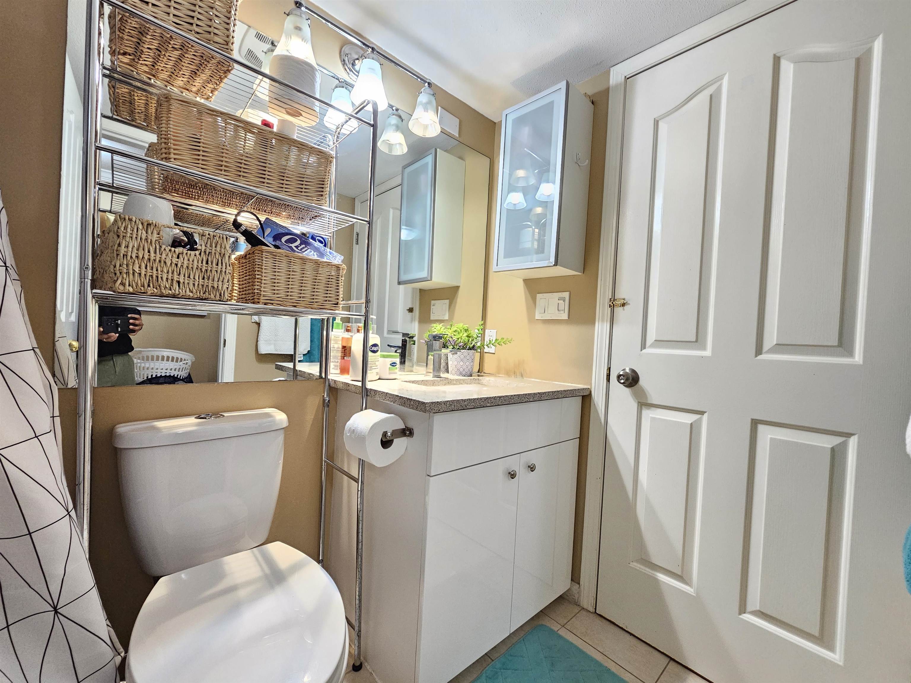 201 1167 PIPELINE ROAD Unit: 201