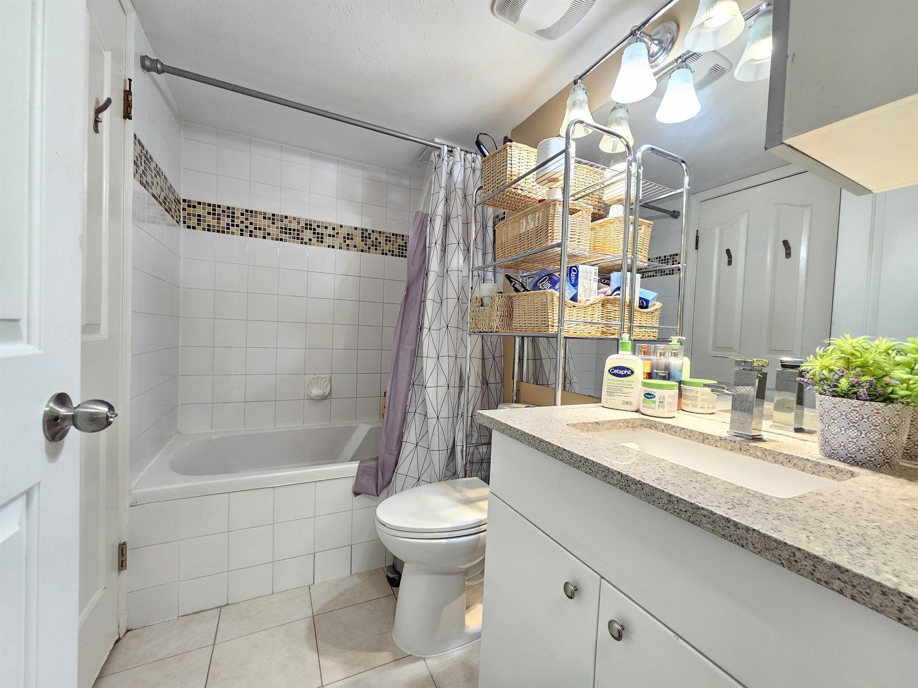 201 1167 PIPELINE ROAD Unit: 201