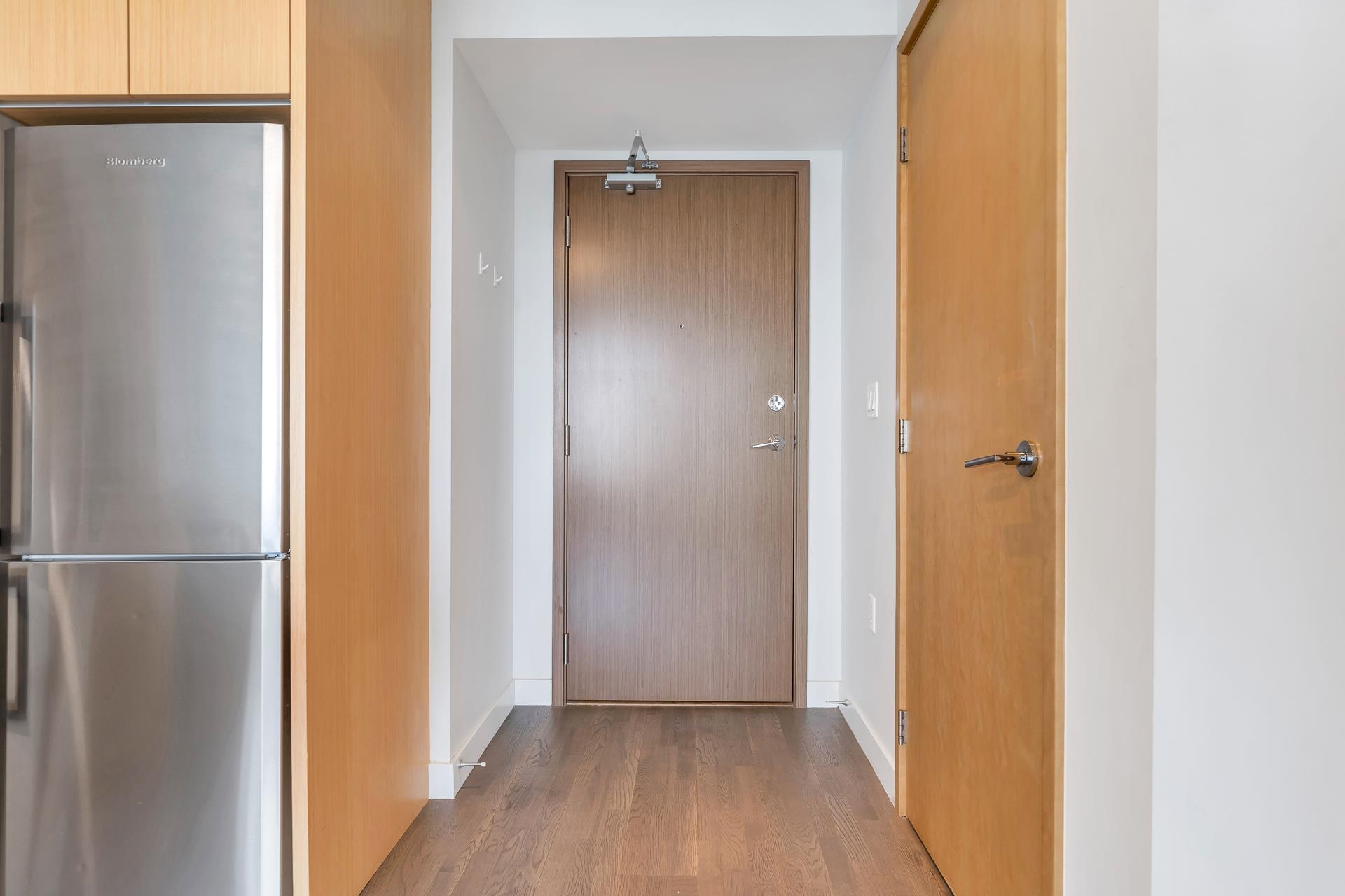 1607 13495 CENTRAL AVENUE Unit: 1607