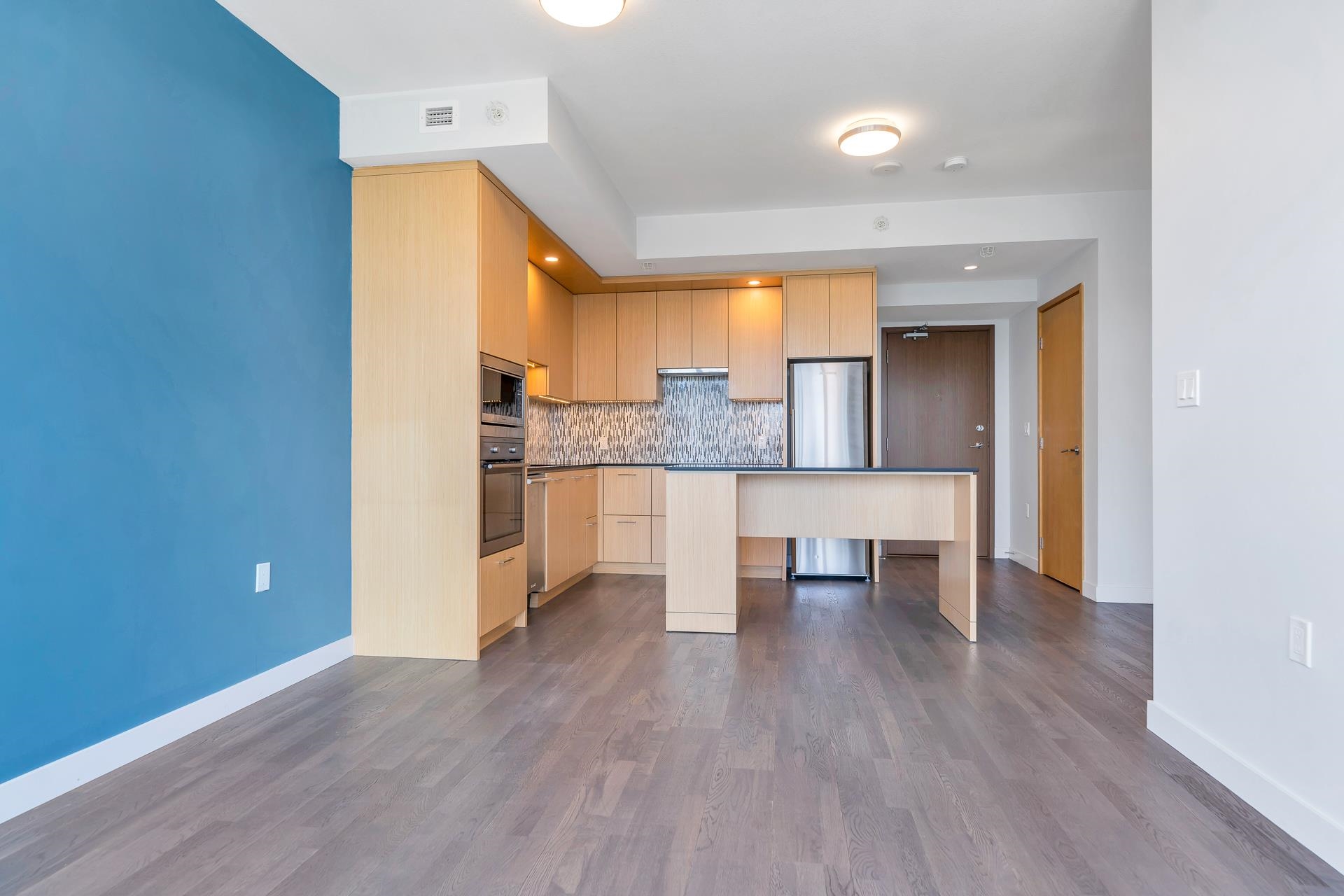 1607 13495 CENTRAL AVENUE Unit: 1607