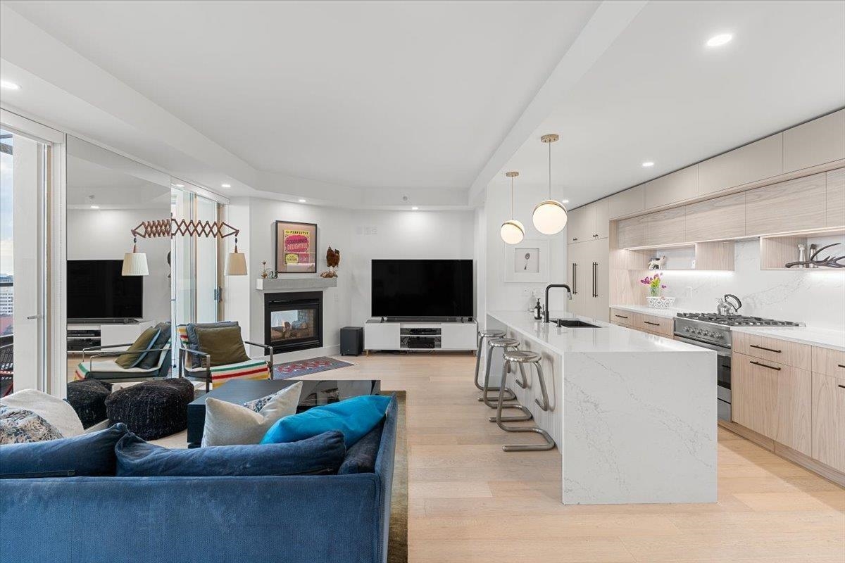 3001 969 RICHARDS STREET Unit: 3001