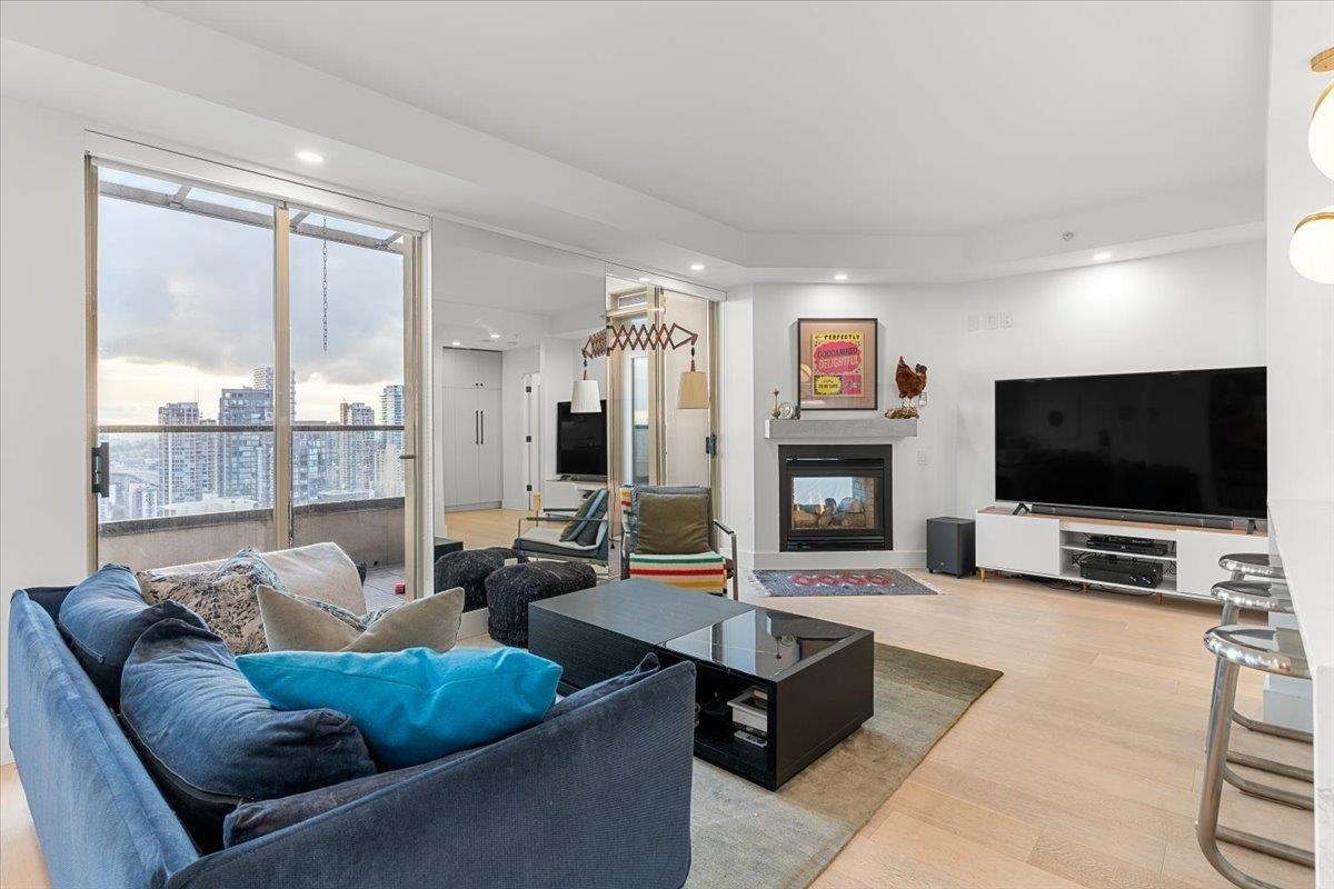 3001 969 RICHARDS STREET Unit: 3001