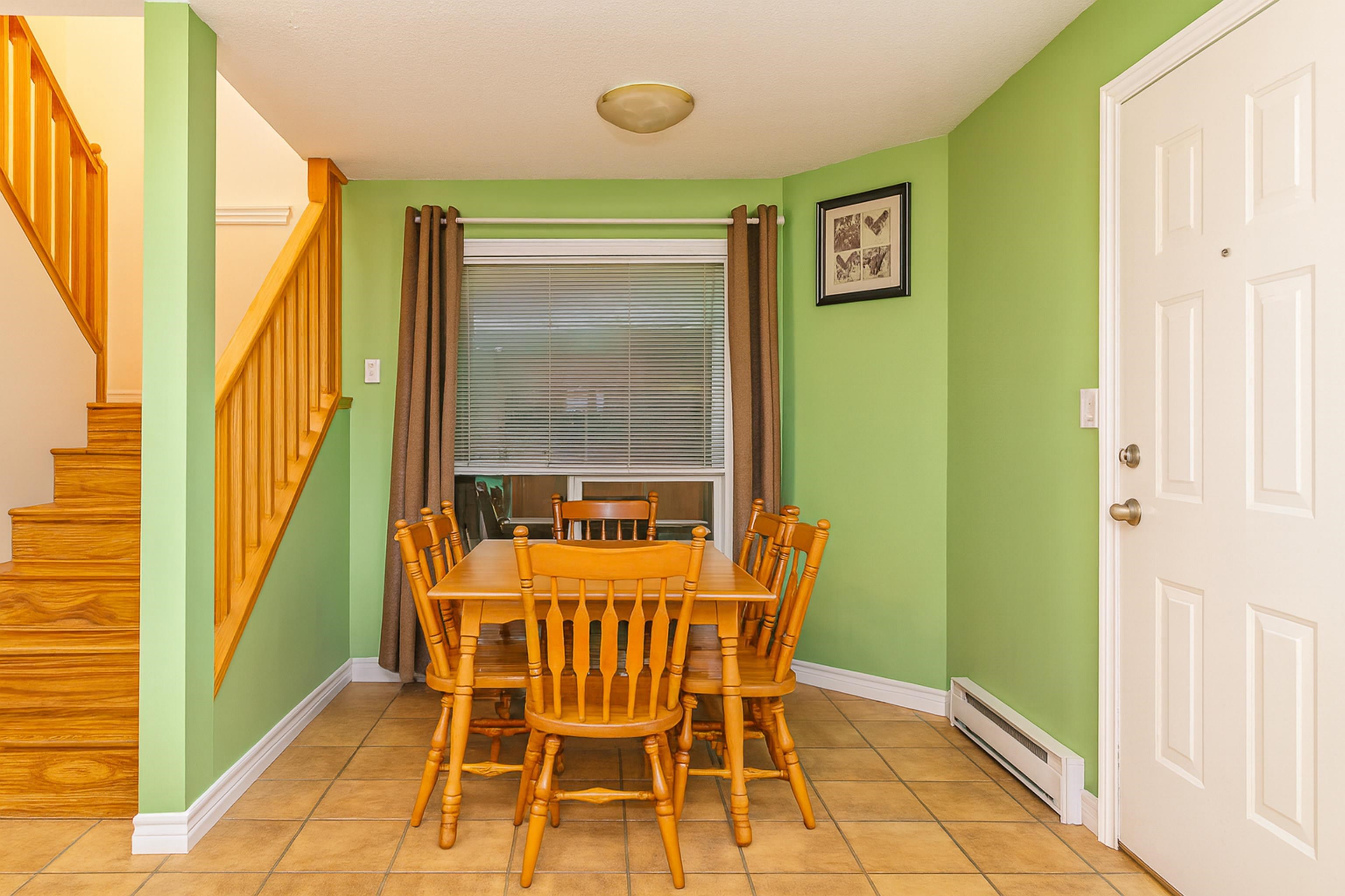 24 20630 118 AVENUE Unit: 24