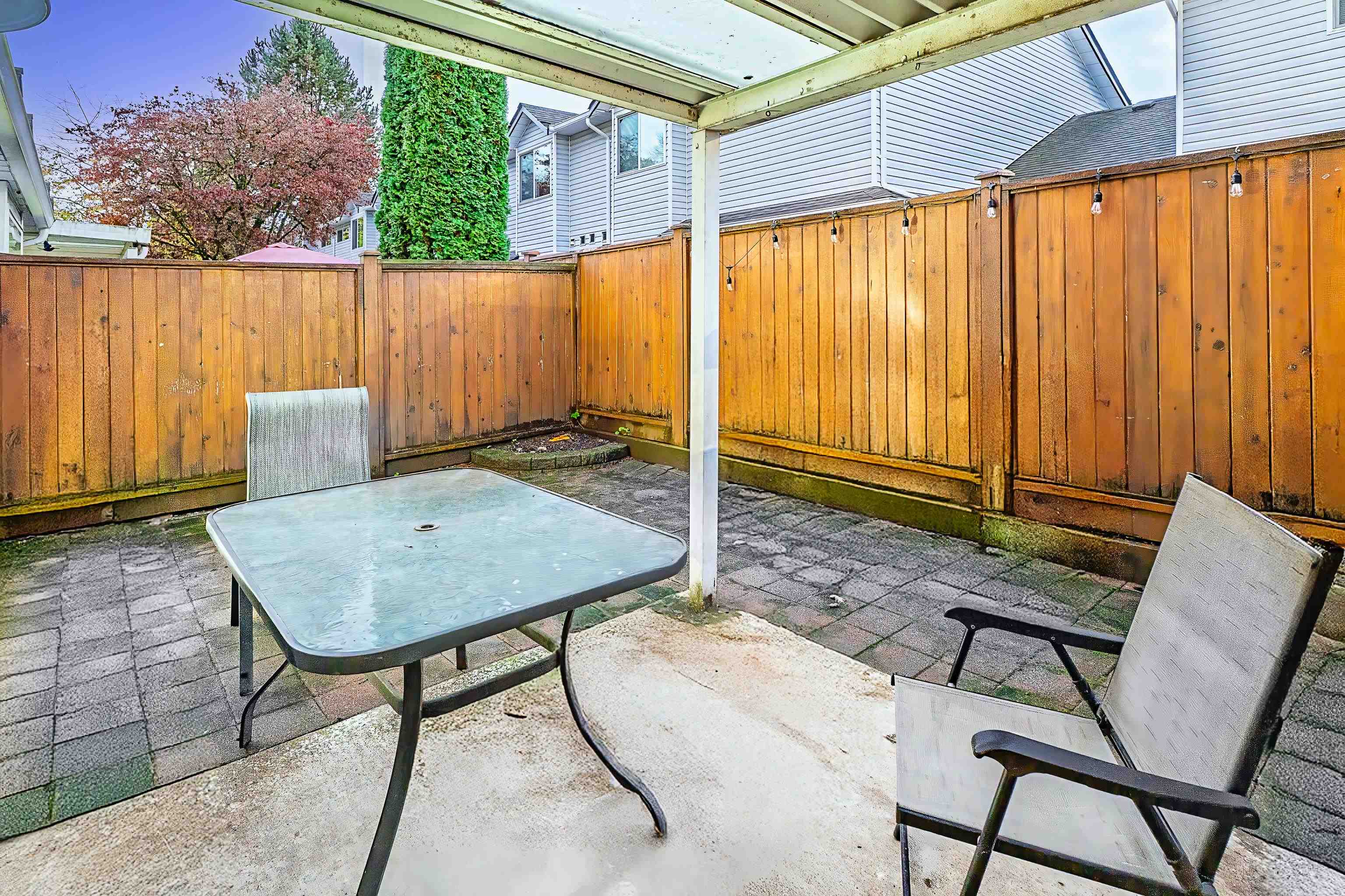 24 20630 118 AVENUE Unit: 24