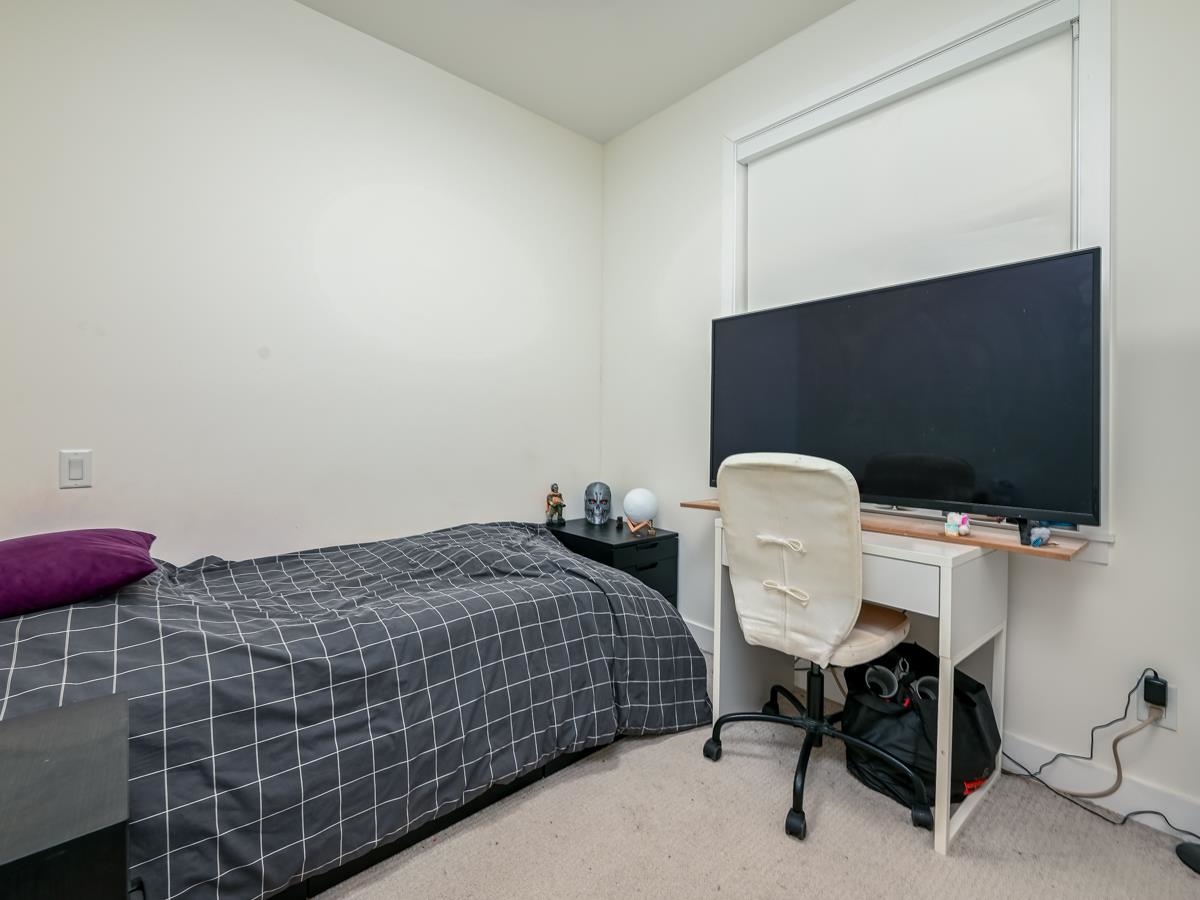 120 2035 GLENAIRE DRIVE Unit: 120