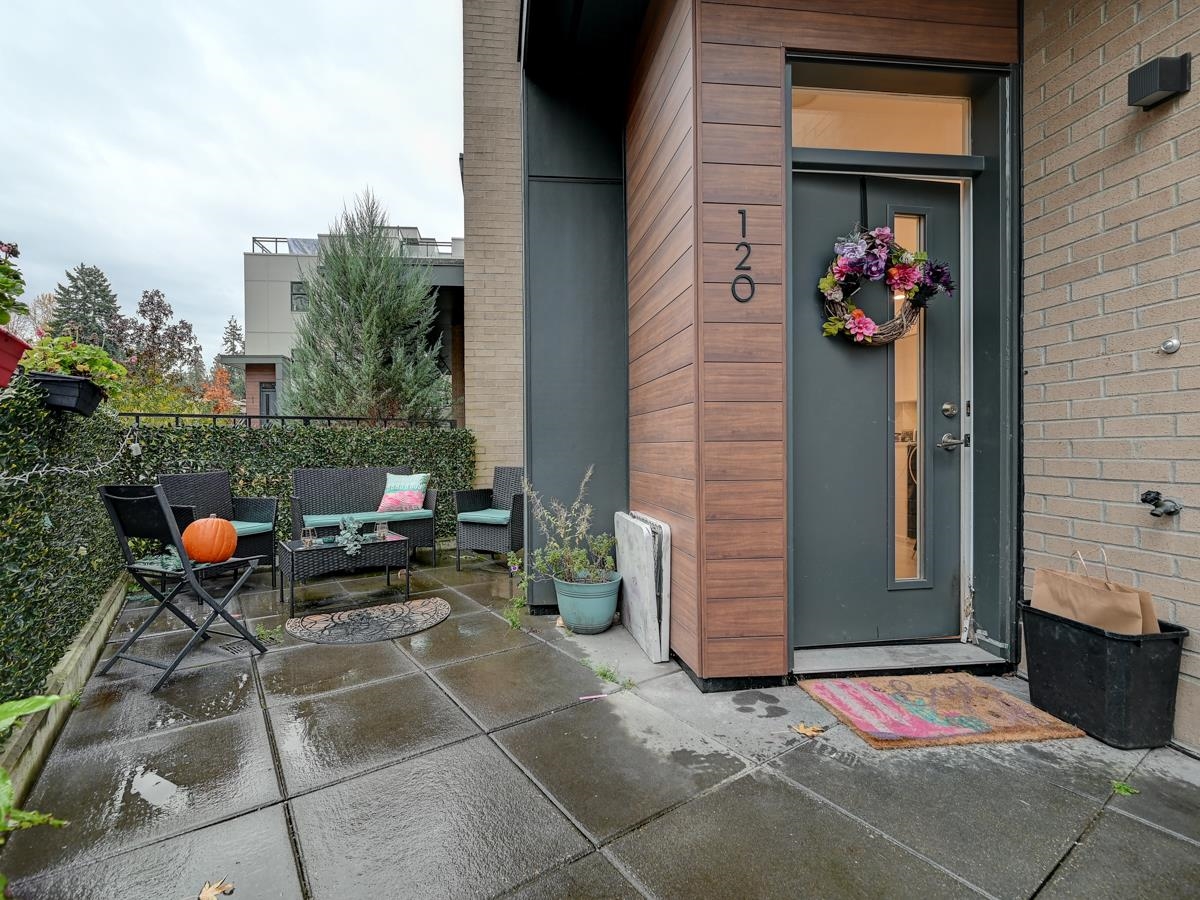 120 2035 GLENAIRE DRIVE Unit: 120